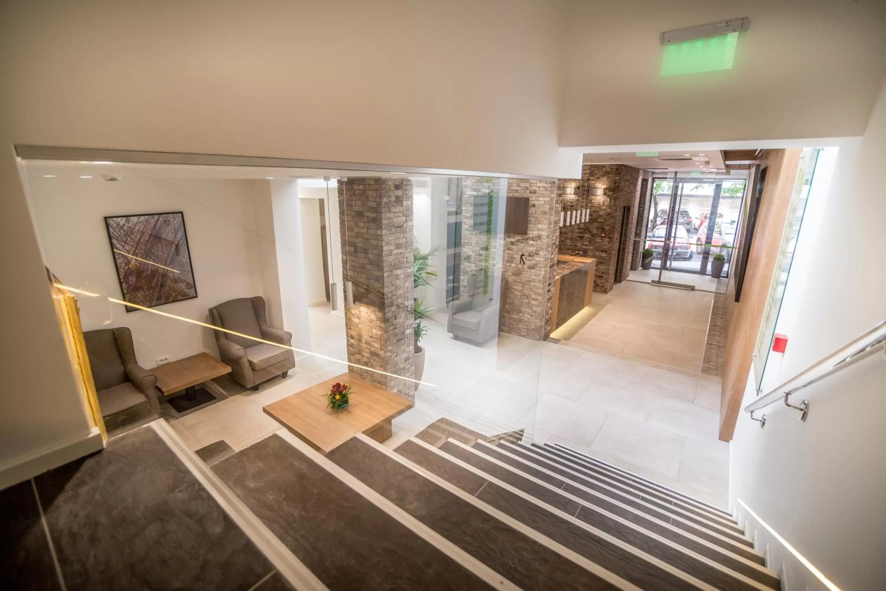 Lobby or reception in Belgrade Inn Garni Hotel