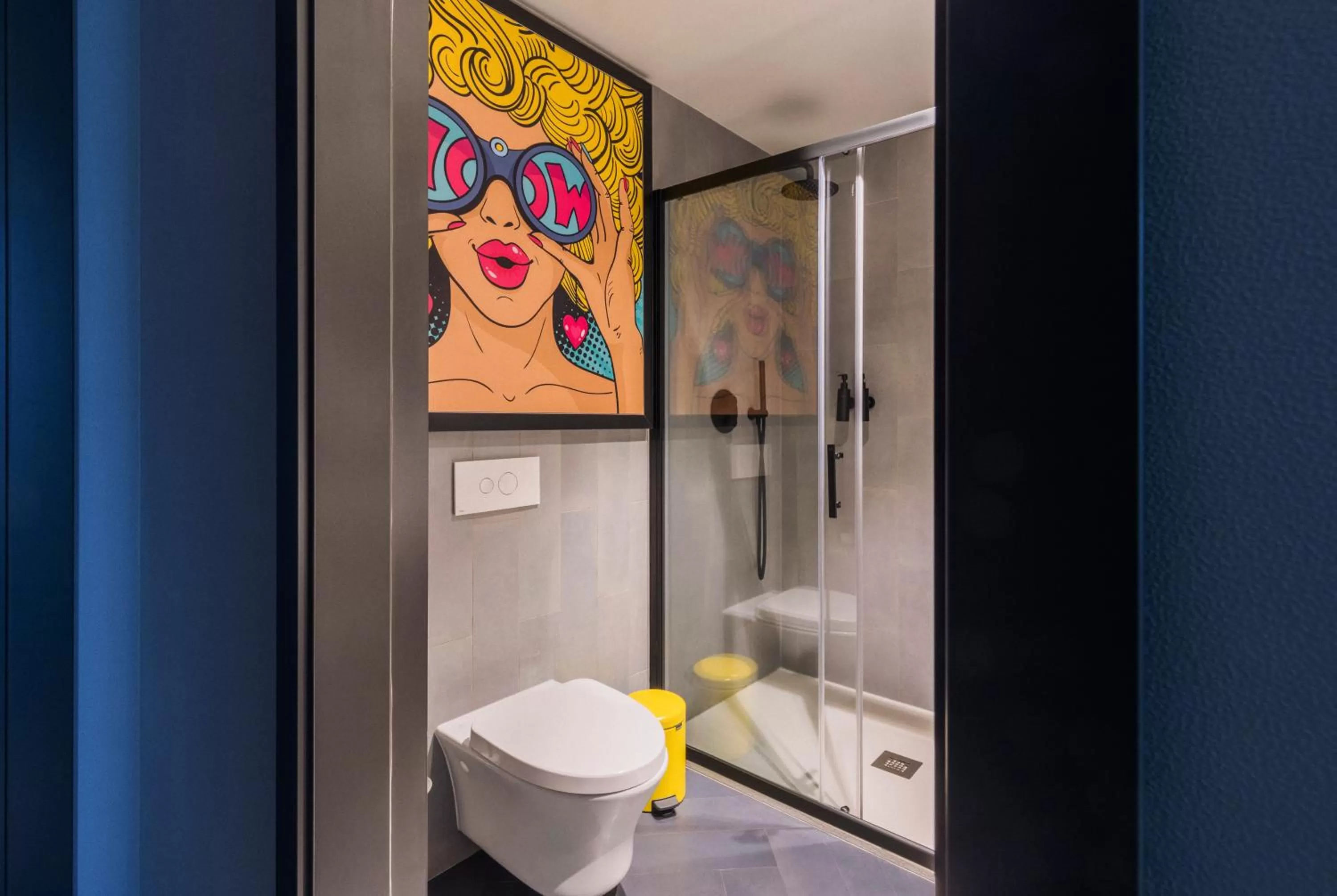 Shower in Radius Hotel Tbilisi