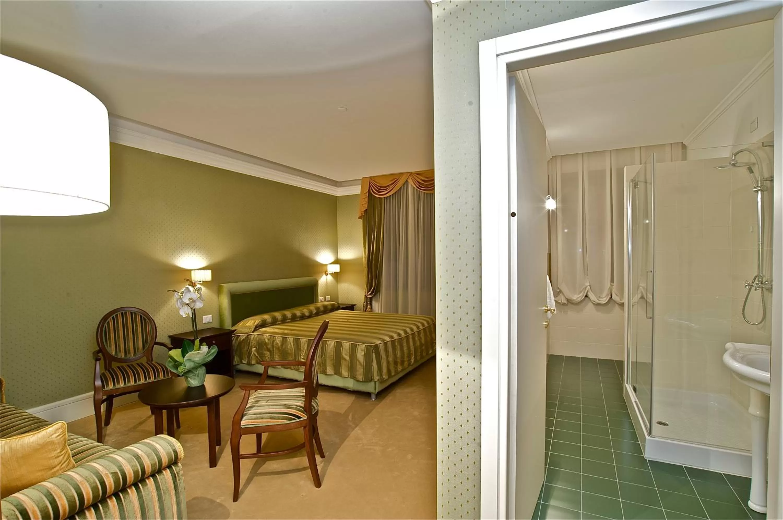 Bathroom in Design Suite Tirano