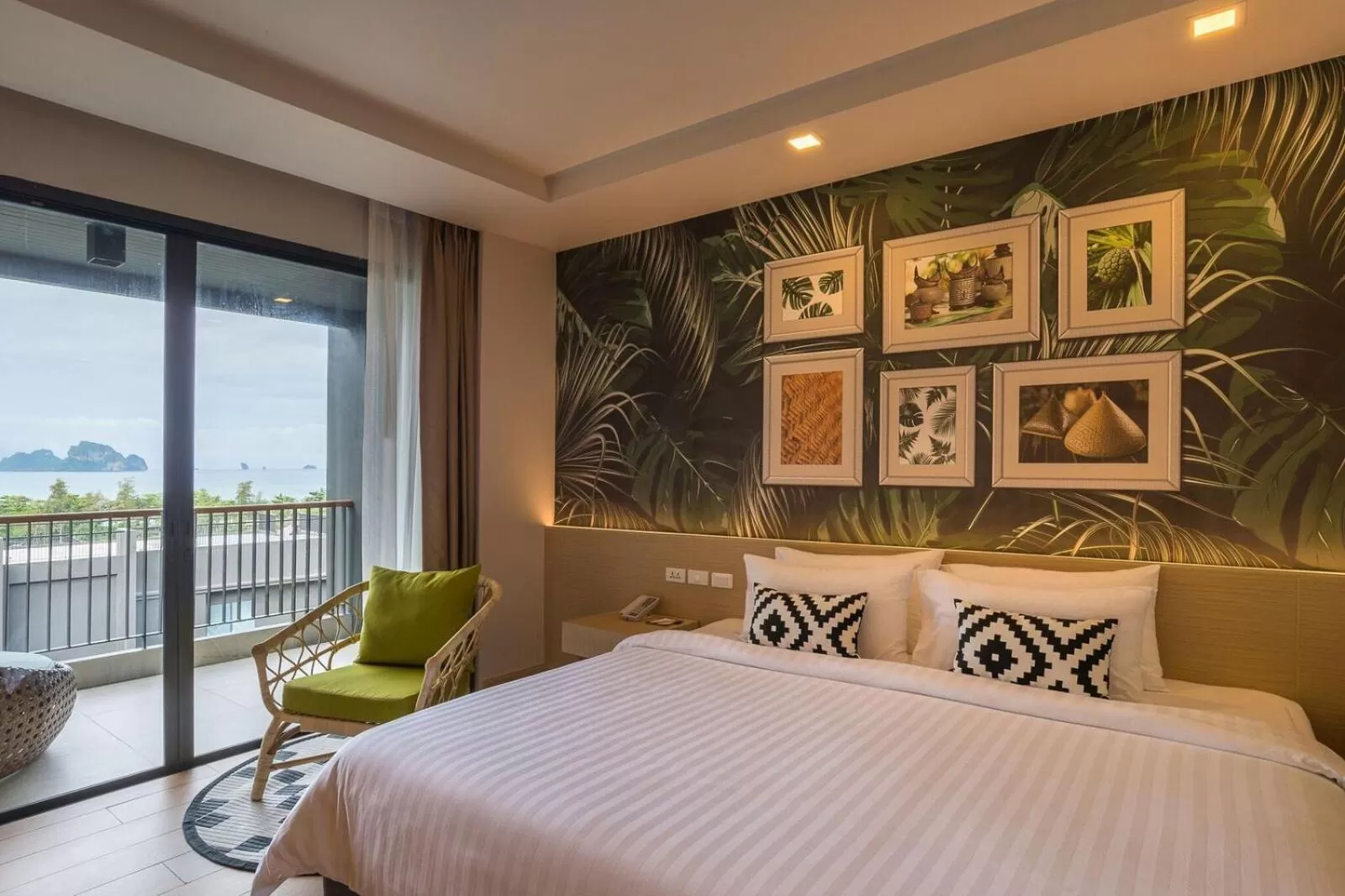 Photo of the whole room, Bed in Panan Krabi Resort