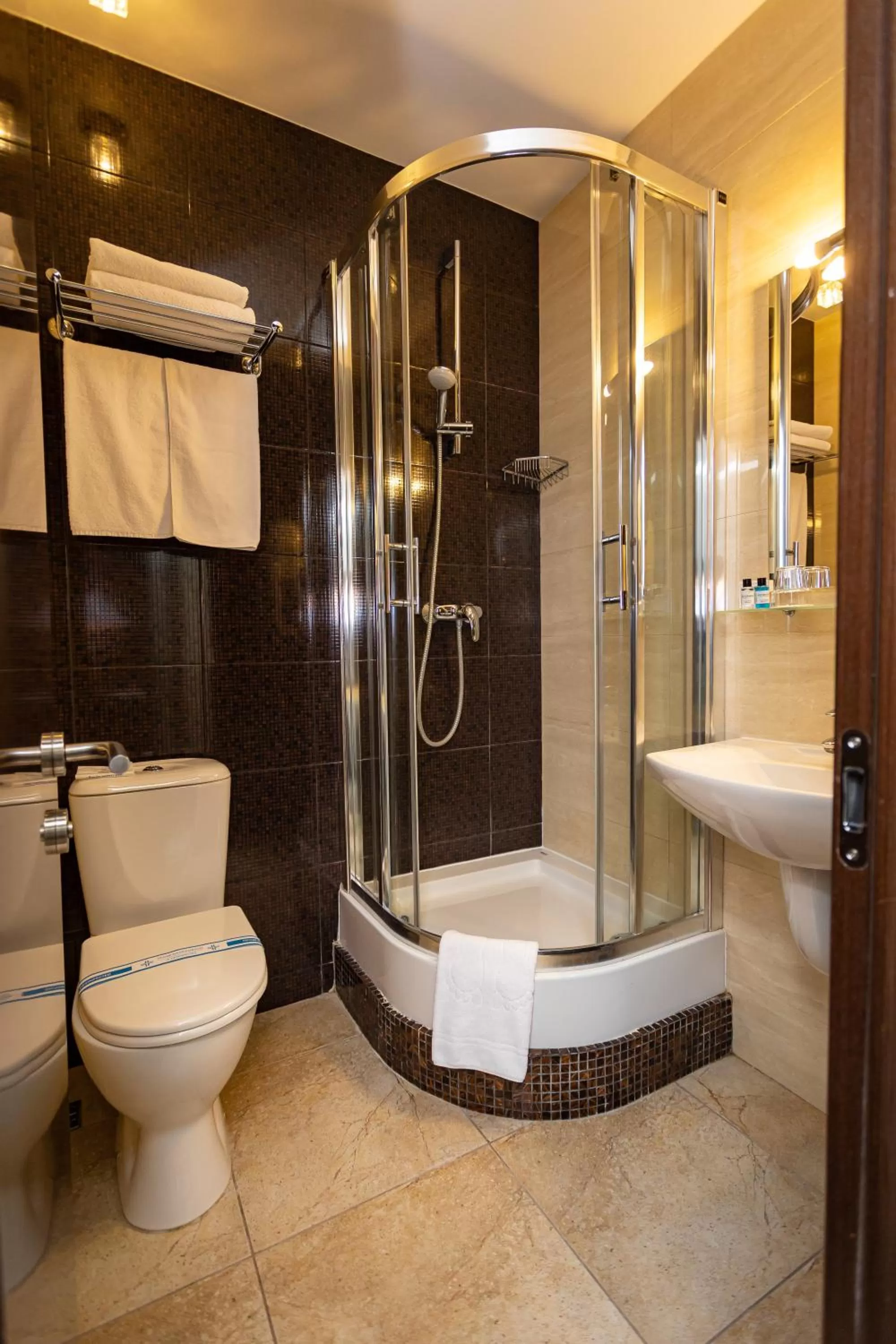 RiverSide- Hotel and MICE