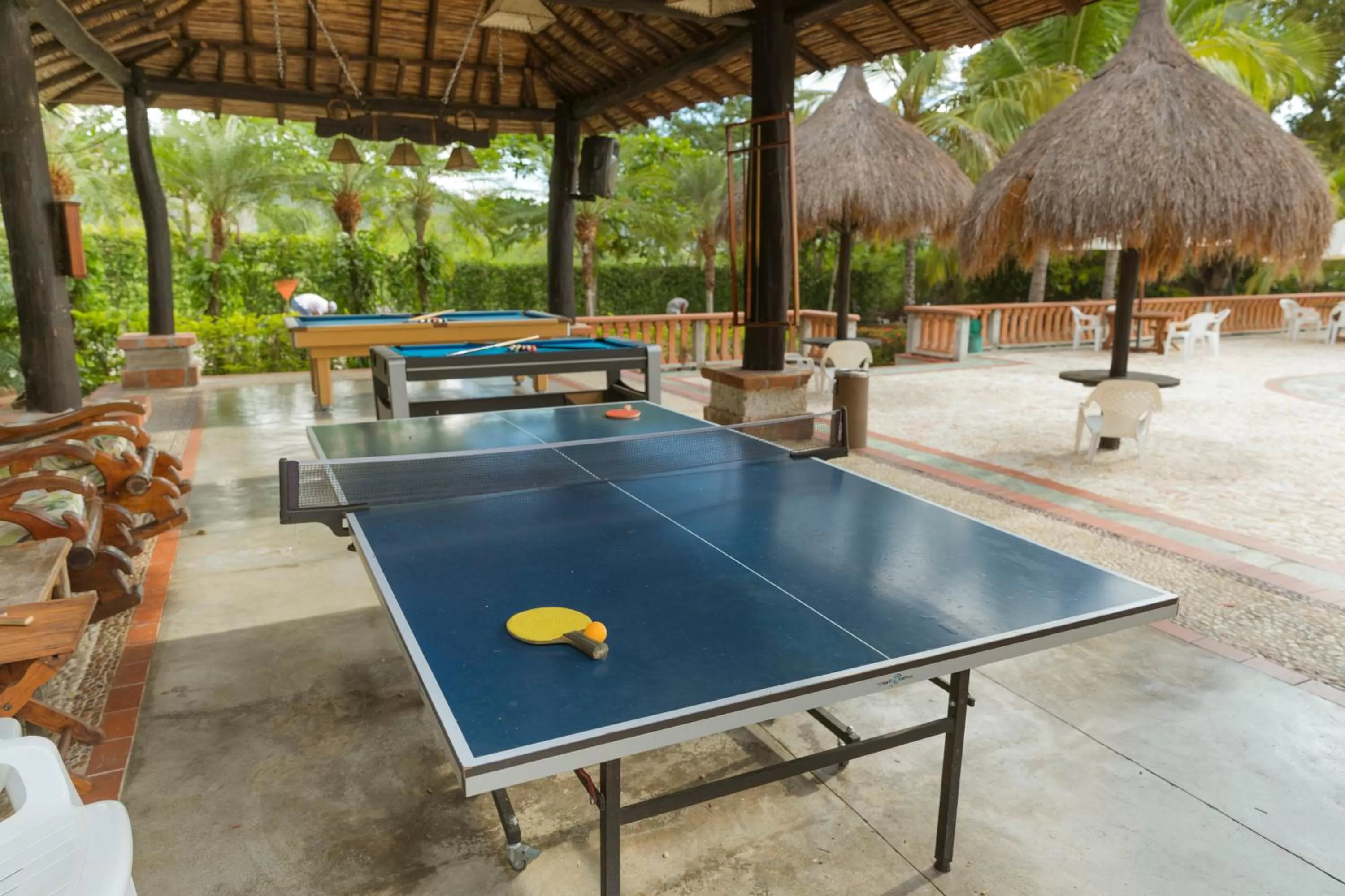 Property building, Table Tennis in Hotel Portón del Sol