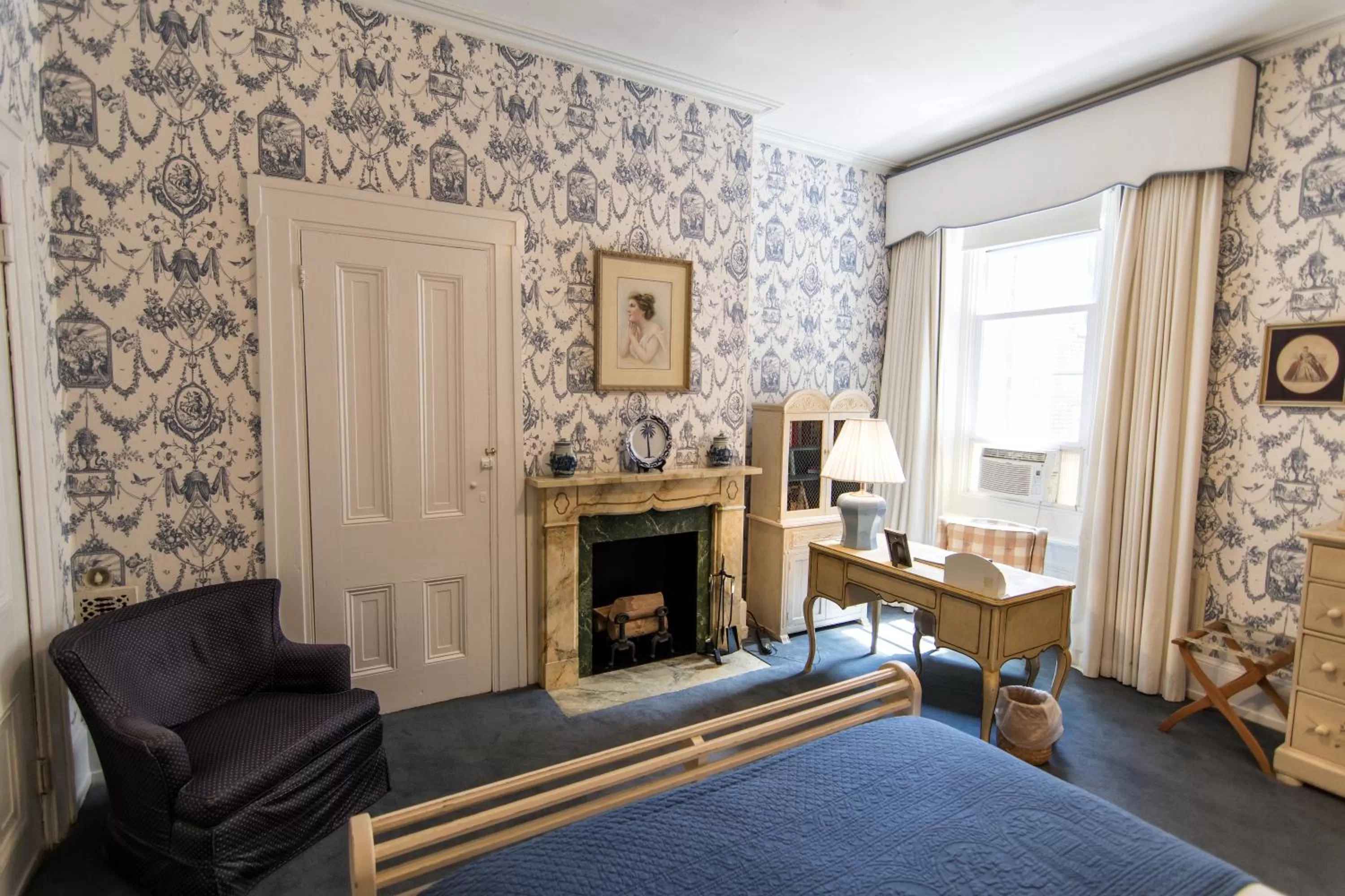 Bedroom, Bed in La Reserve Bed and Breakfast