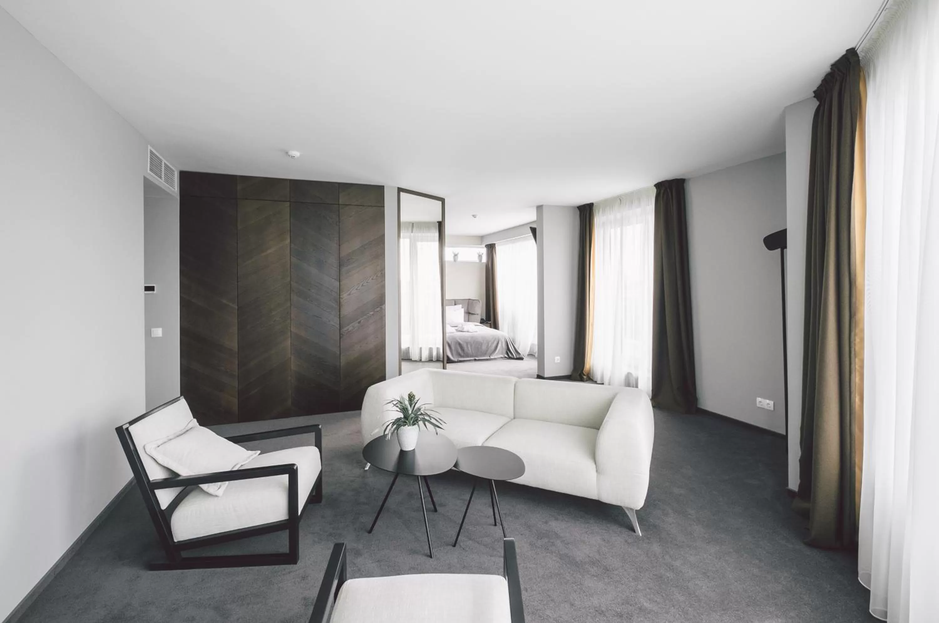 Living room, Bed in Dunetton - self check-in hotel