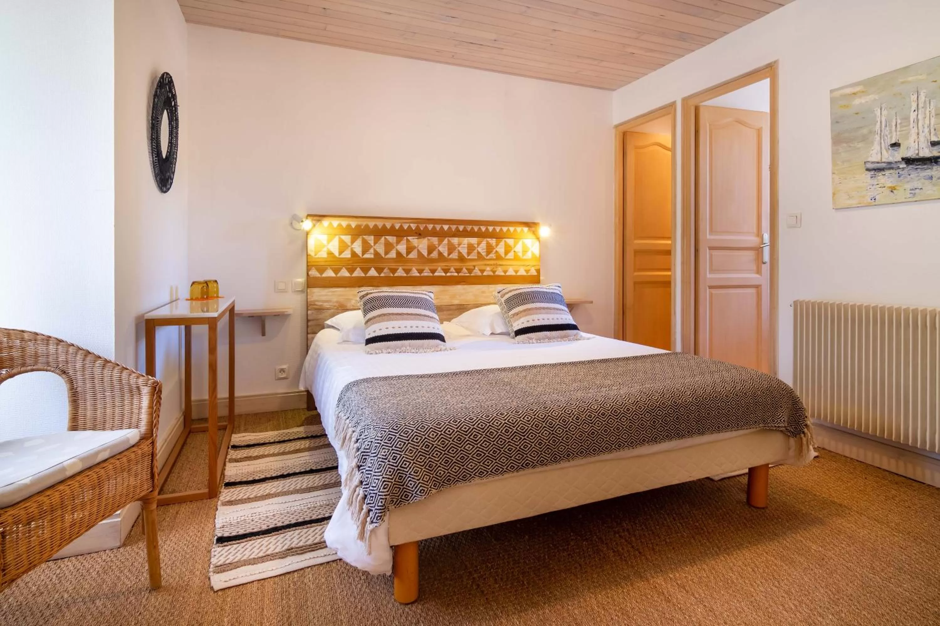 Photo of the whole room, Bed in Le Clos Vallis