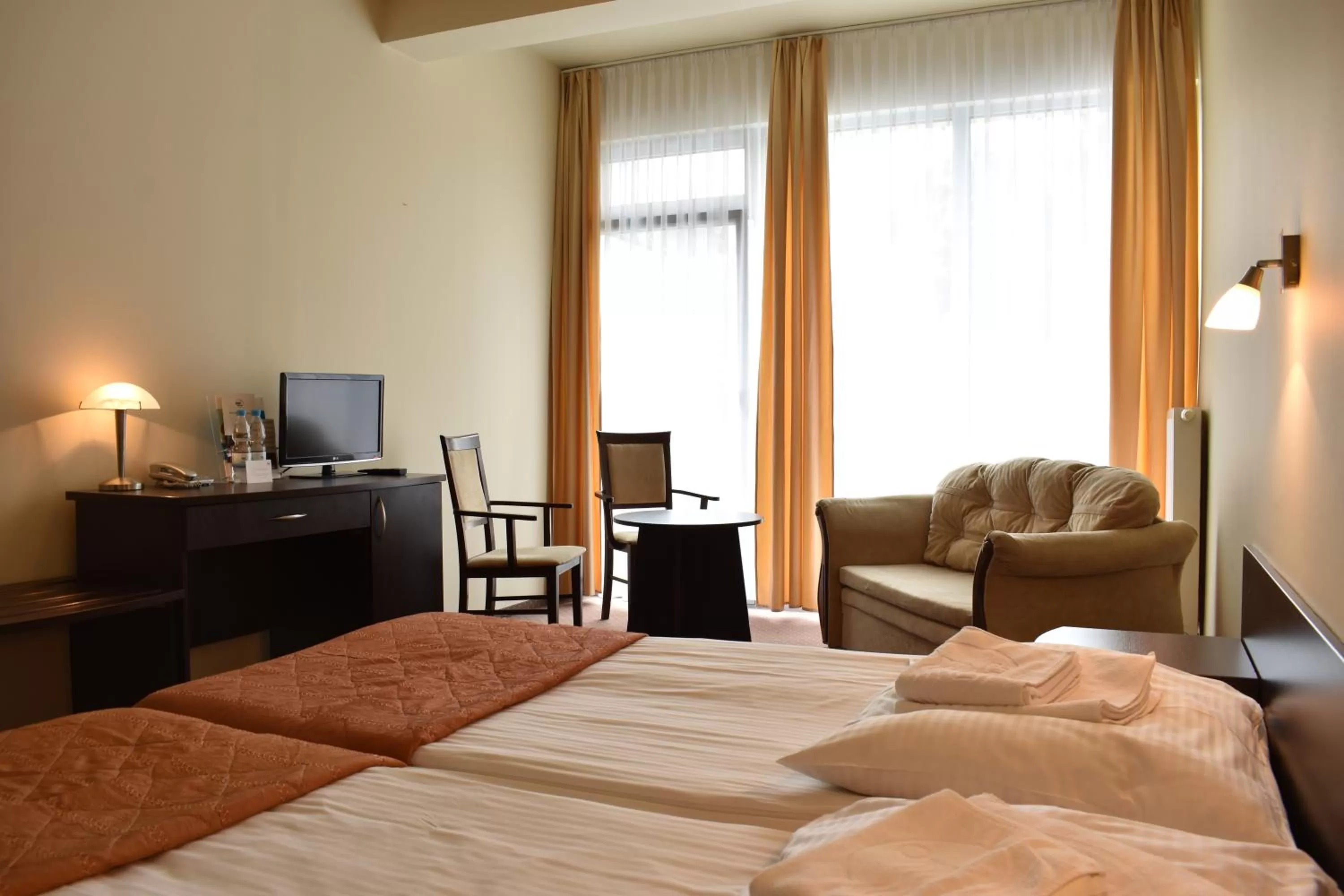 Photo of the whole room, Bed in Hotel *** NAT Ustroń