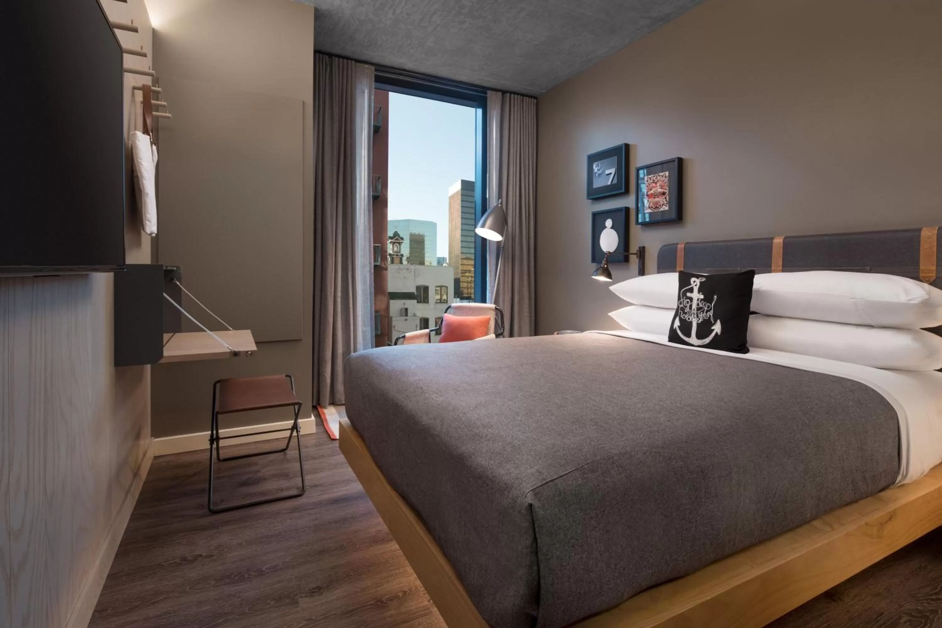 Queen Room, City View, Mobility/Hearing Accessible (Mobility Tub) in Moxy San Diego Gaslamp Quarter