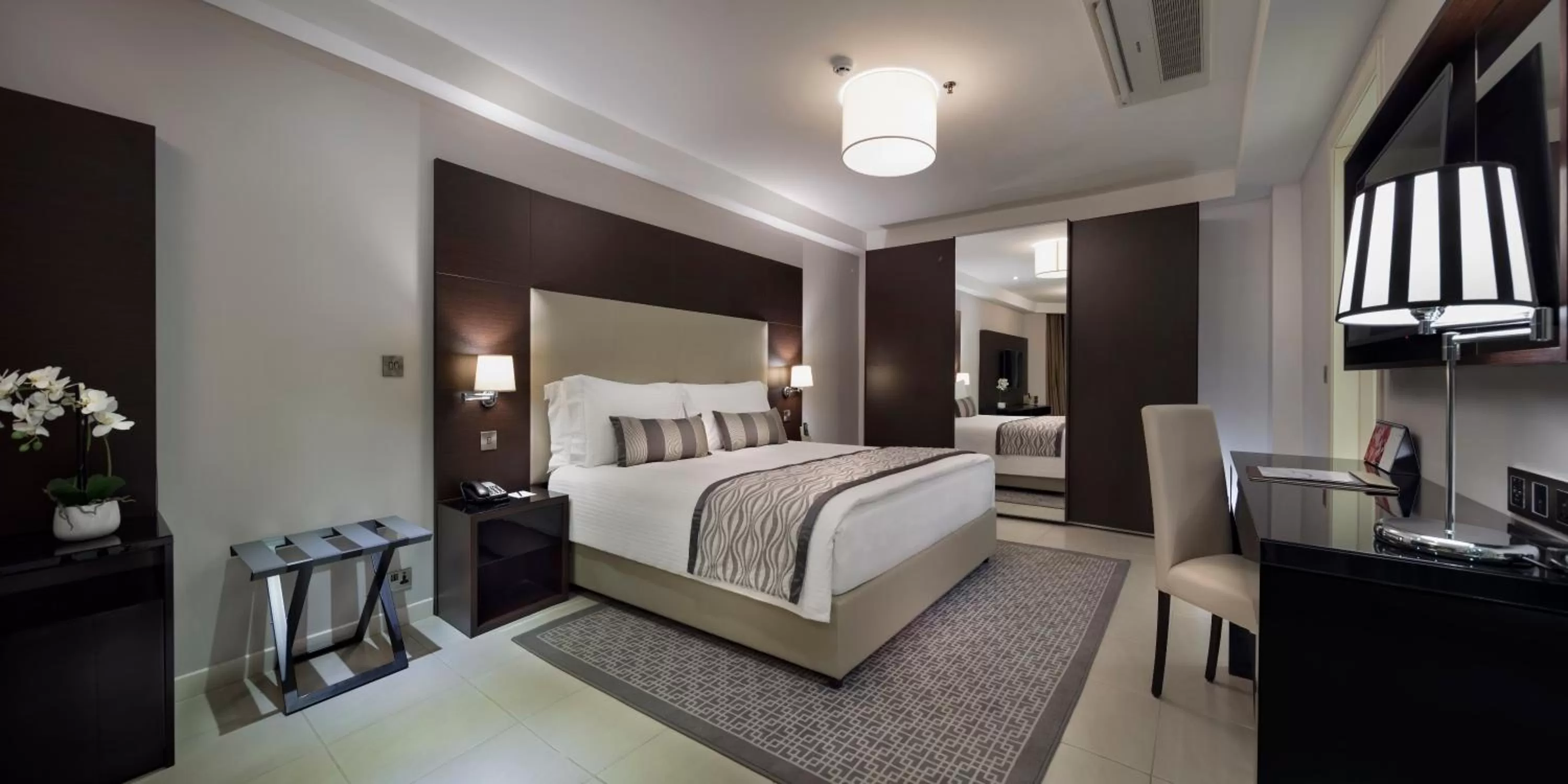 TV and multimedia in Fraser Suites Abuja