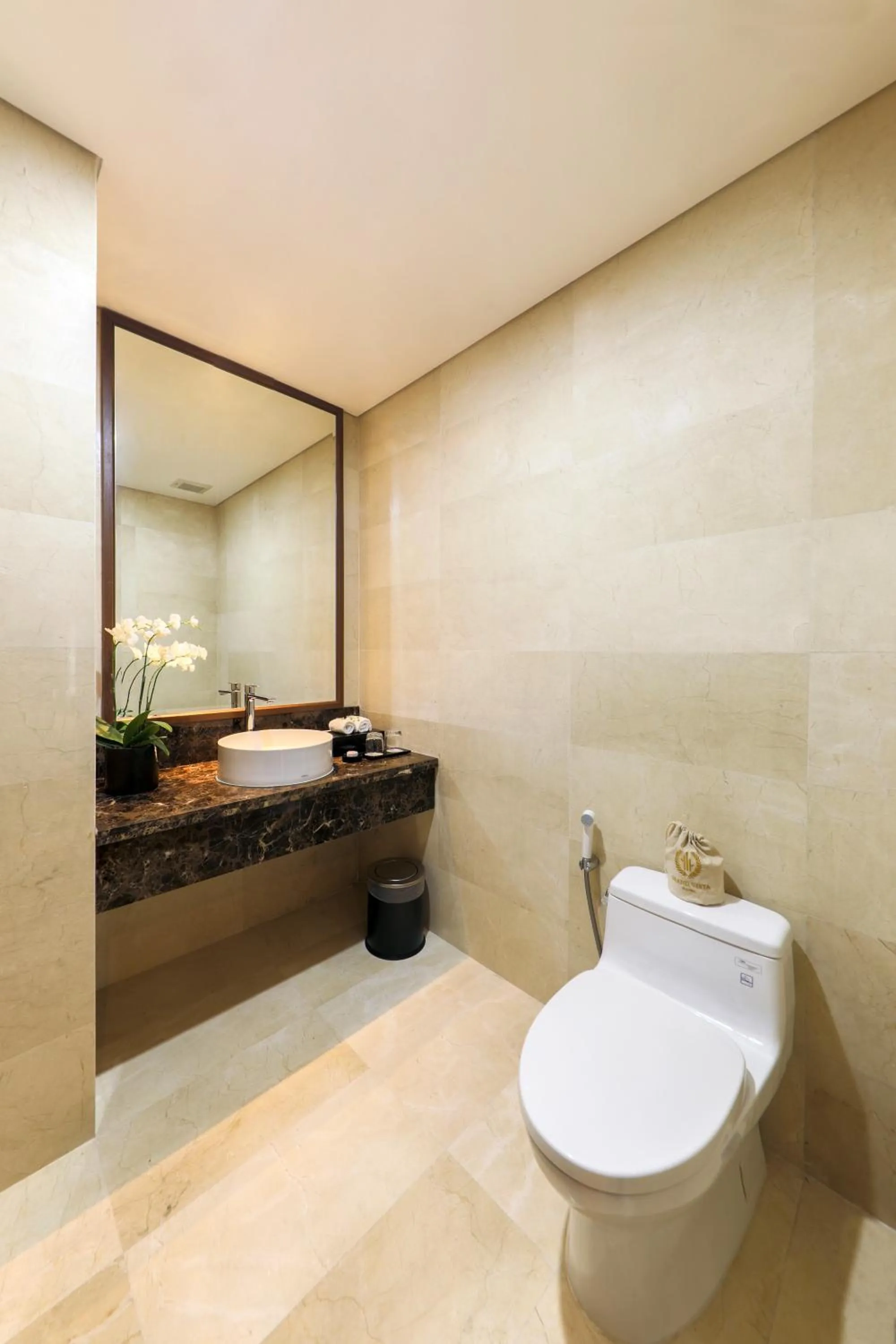 Bathroom in Grand Vista Hanoi