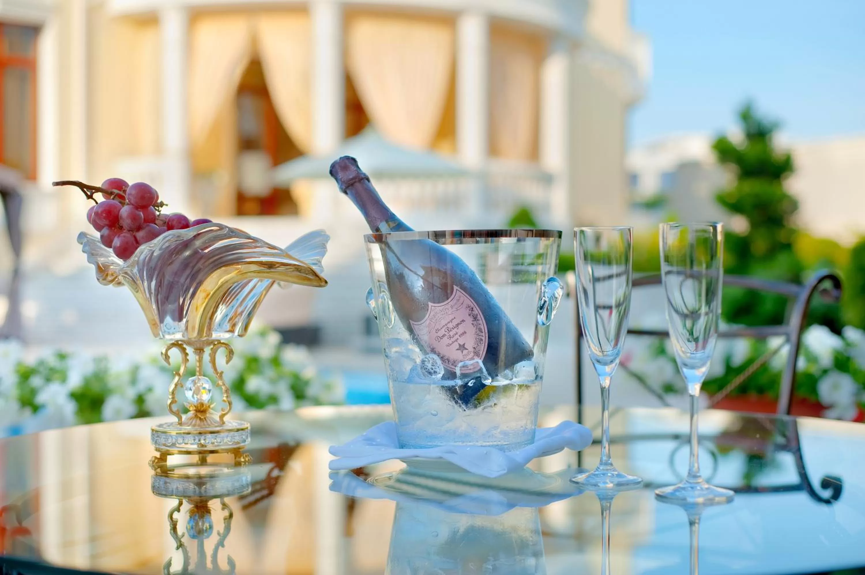 Restaurant/places to eat in Villa le Premier Maestro