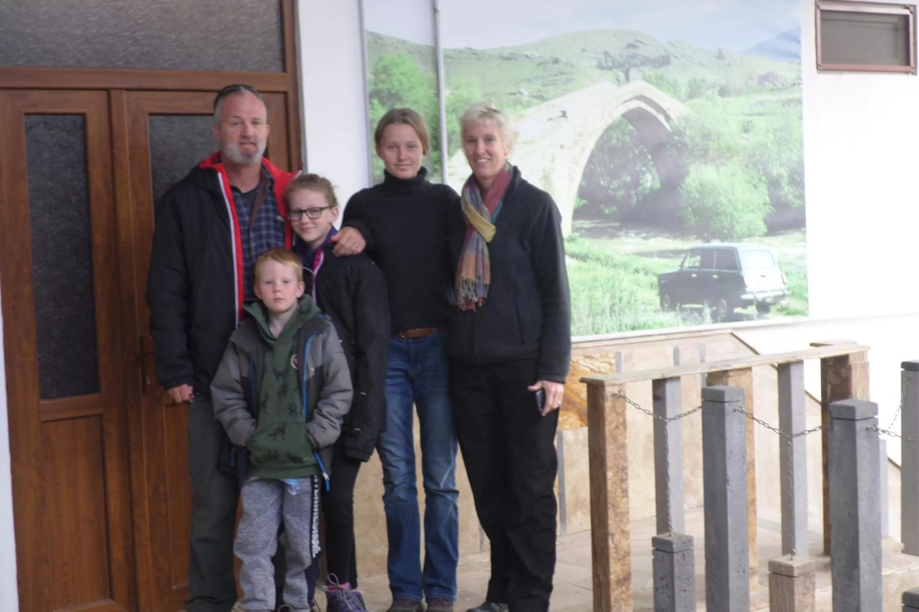 Facade/entrance, Guests in Spandaryan House