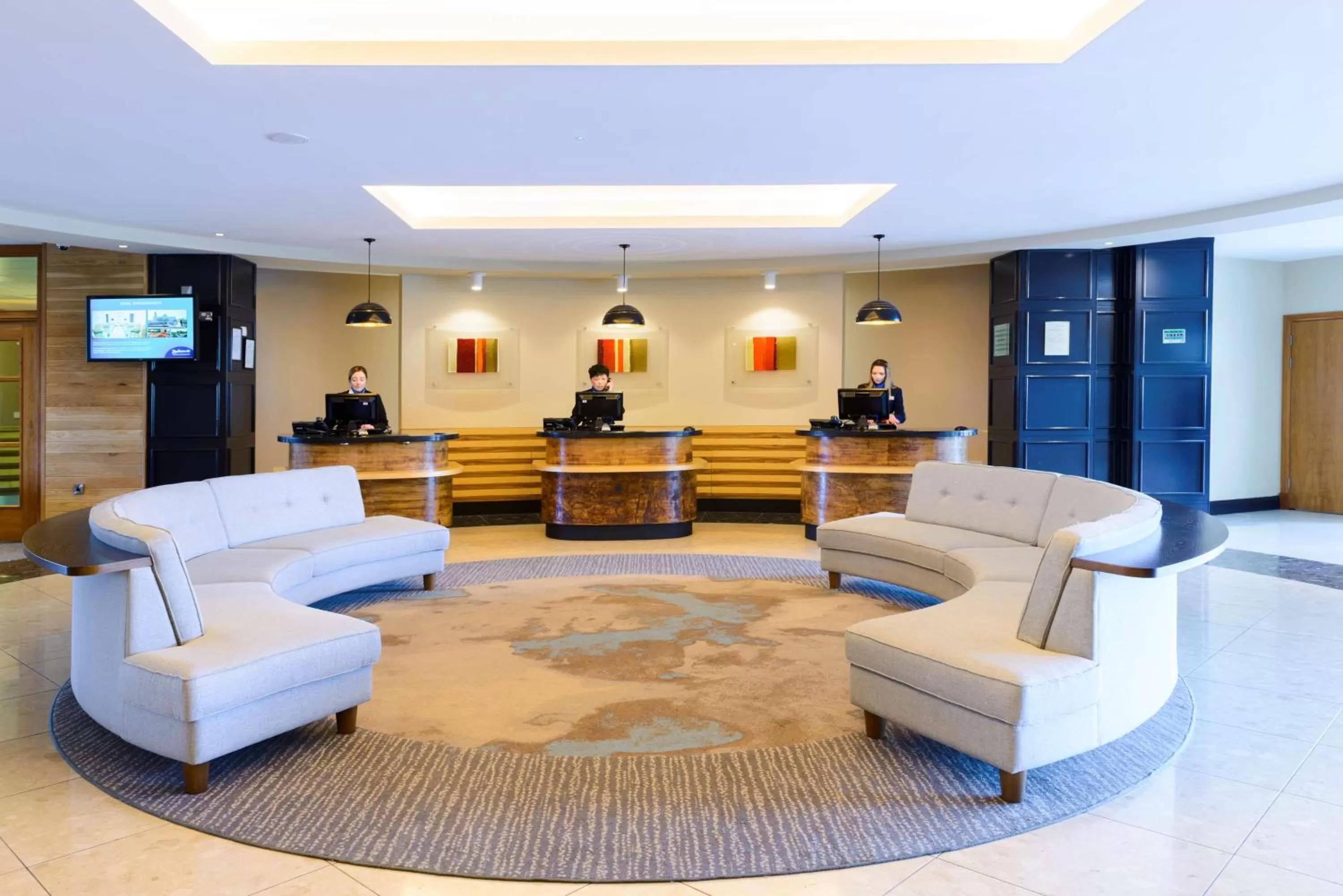Lobby or reception in Radisson Blu Hotel, Athlone