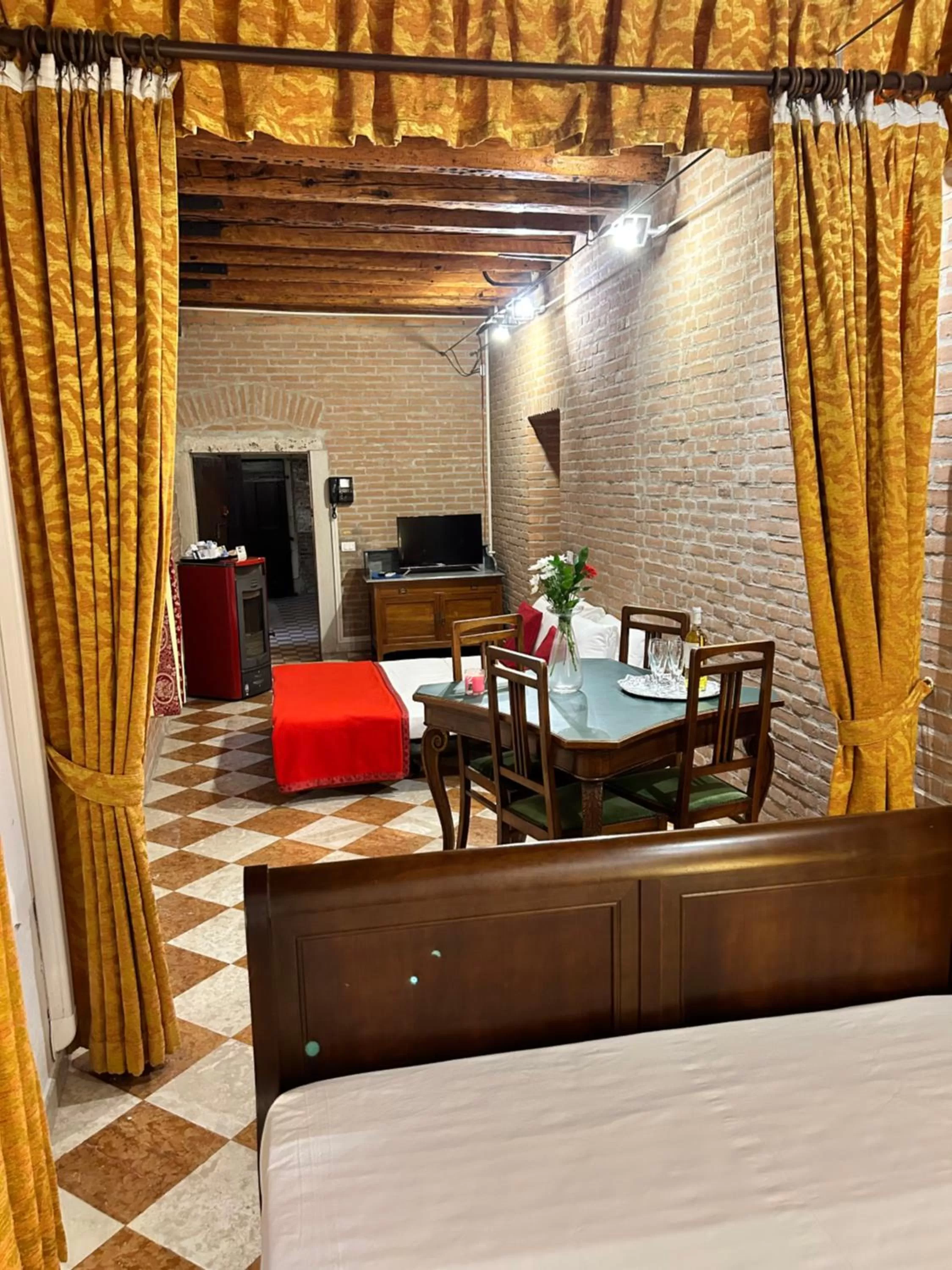 Restaurant/Places to Eat in Casa Antico Portego