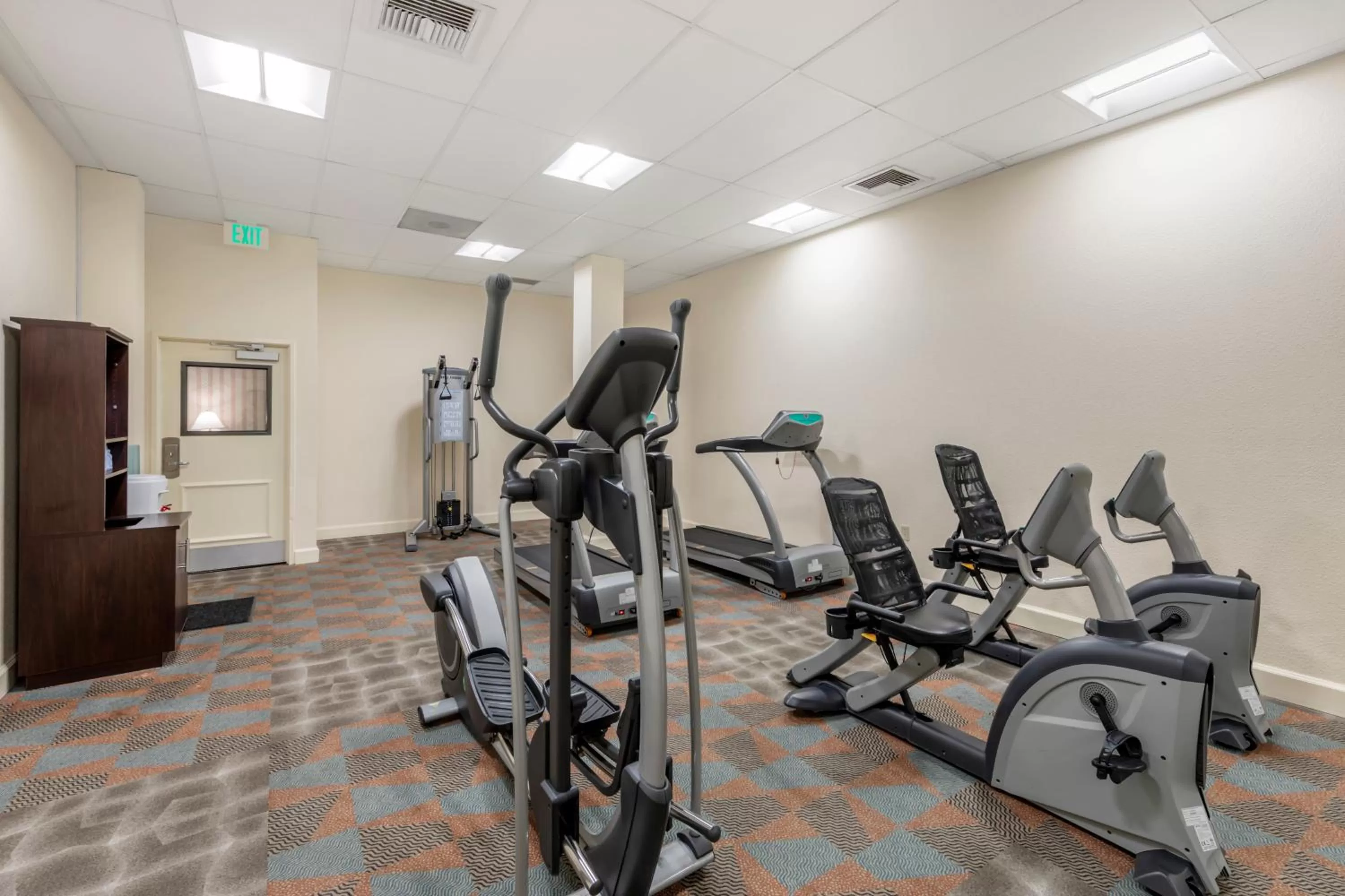 Fitness centre/facilities in Clarion Hotel Anaheim Resort