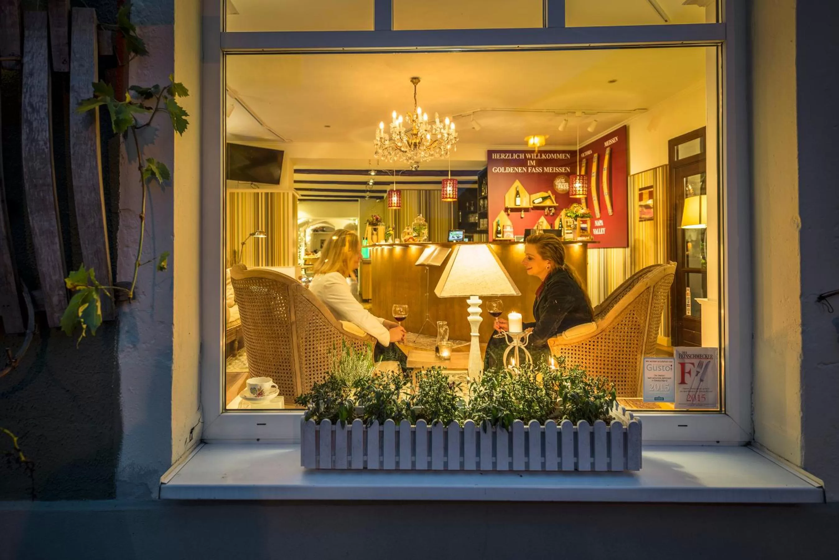 Lounge or bar in Hotel Wellness Goldenes Fass Meißen