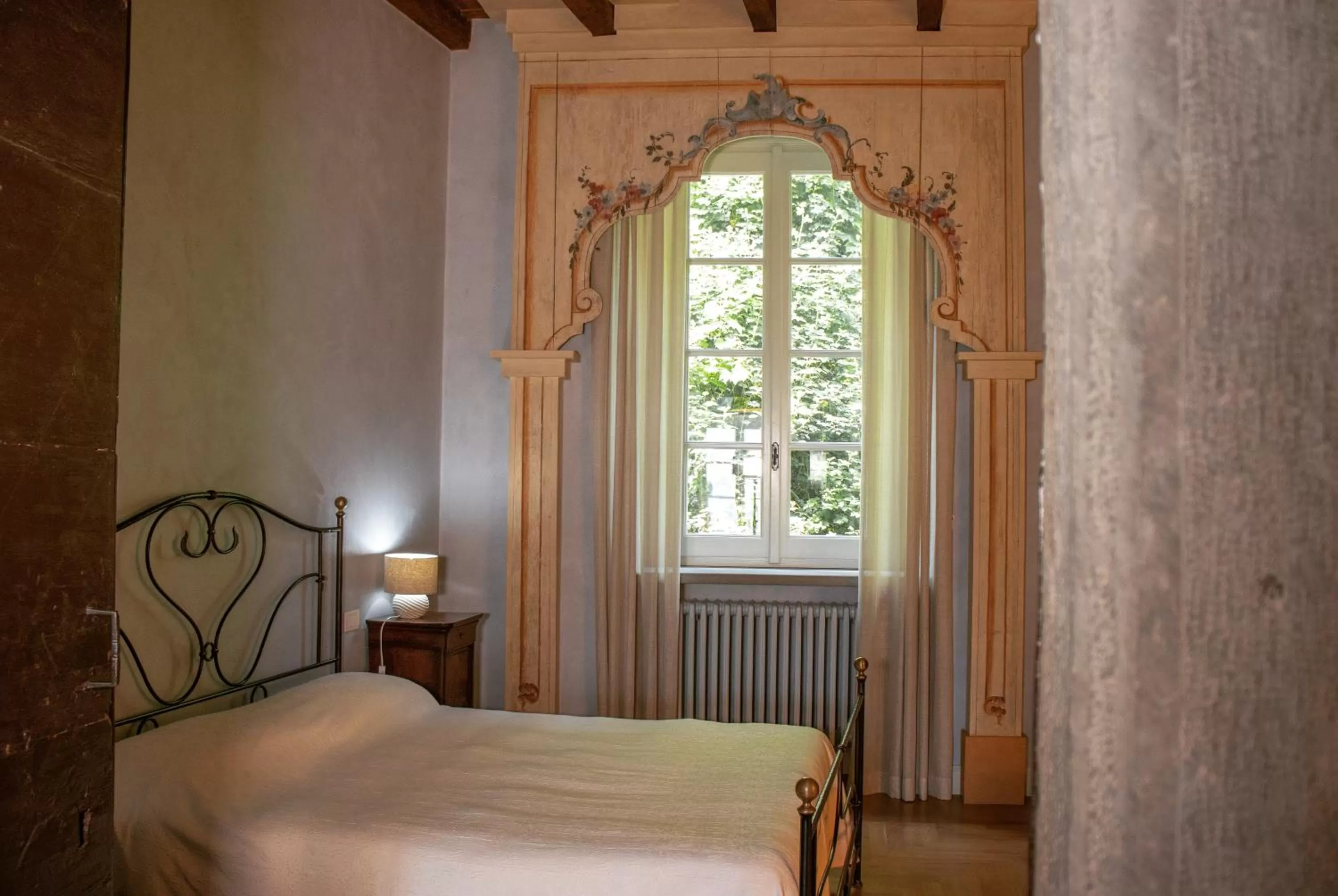 Bed in B&B Dimora Delle Donnole Bergamo Alta