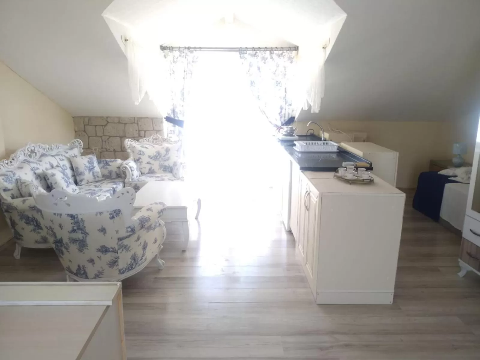 Kitchen/Kitchenette in Dolina Hotel