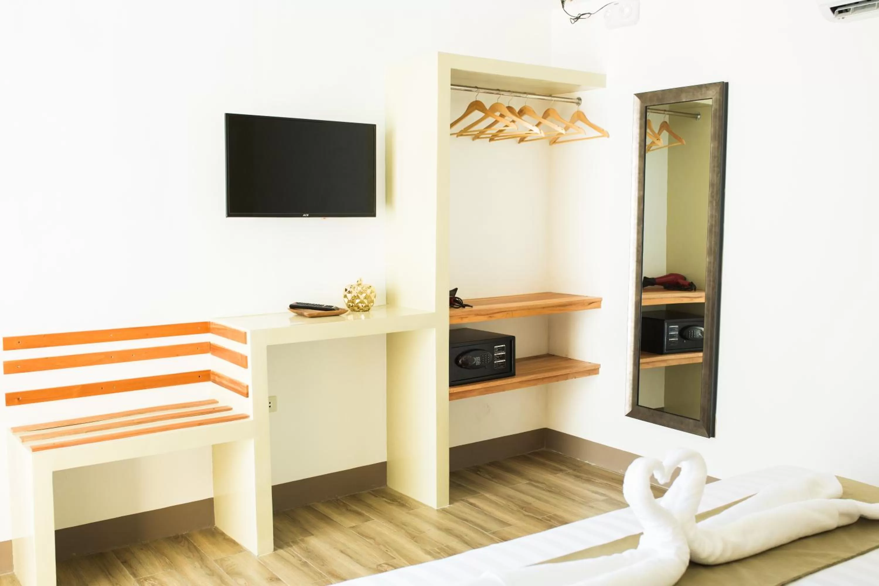 Property building, Bed in Bali Villas Panglao Bohol