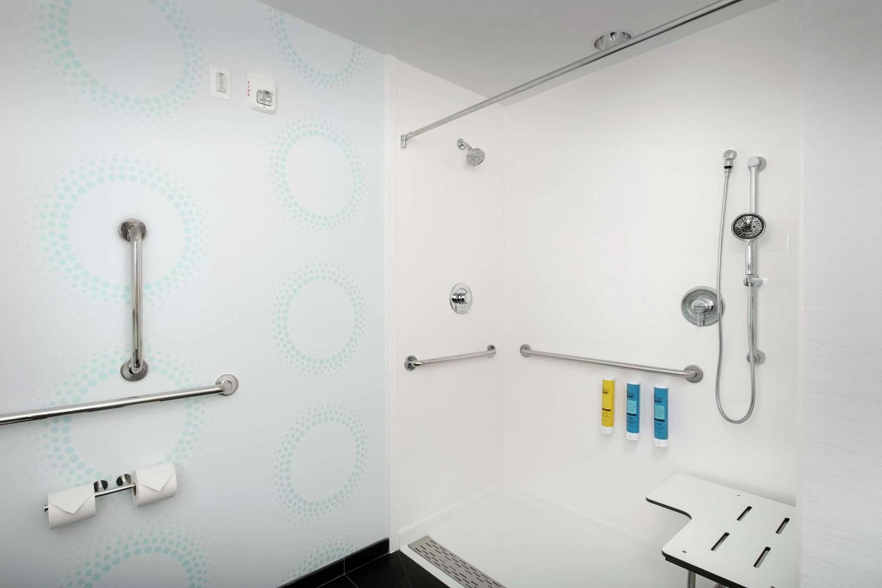 Bathroom in Tru By Hilton San Antonio Lackland Sea World