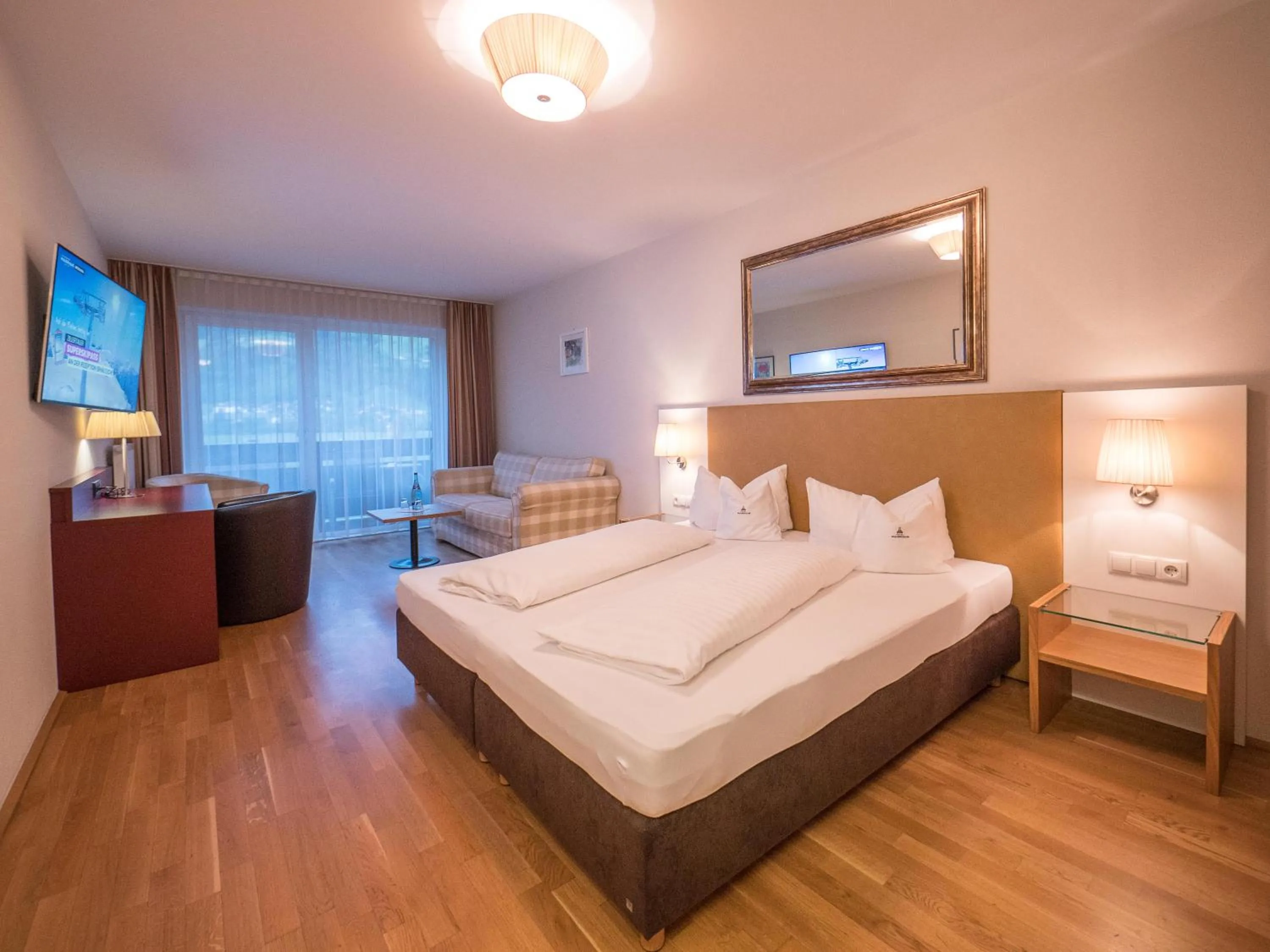 Photo of the whole room, Bed in Hotel Malerhaus