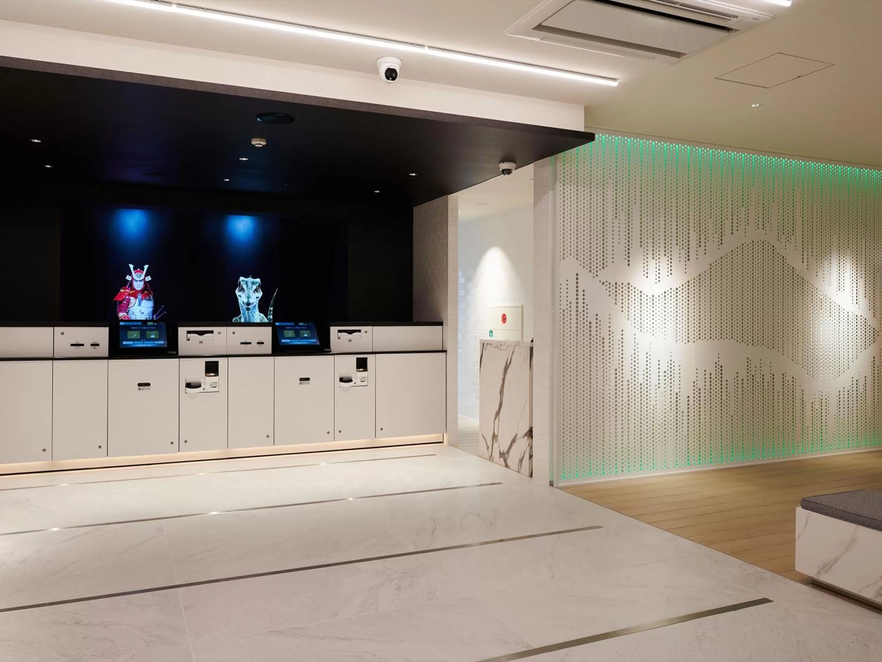 Lobby or reception in Henn na Hotel Komatsu Ekimae