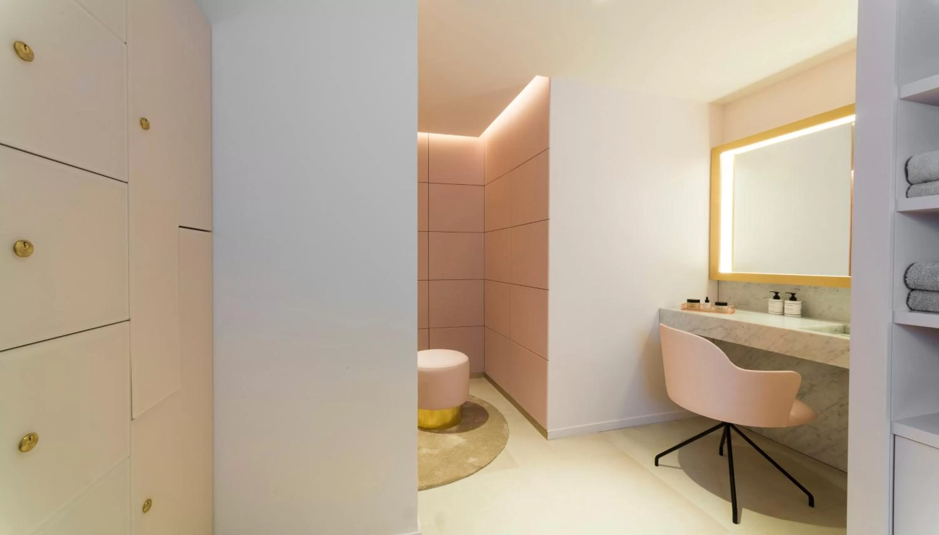 Spa and wellness centre/facilities in Kimpton - St Honoré Paris by IHG
