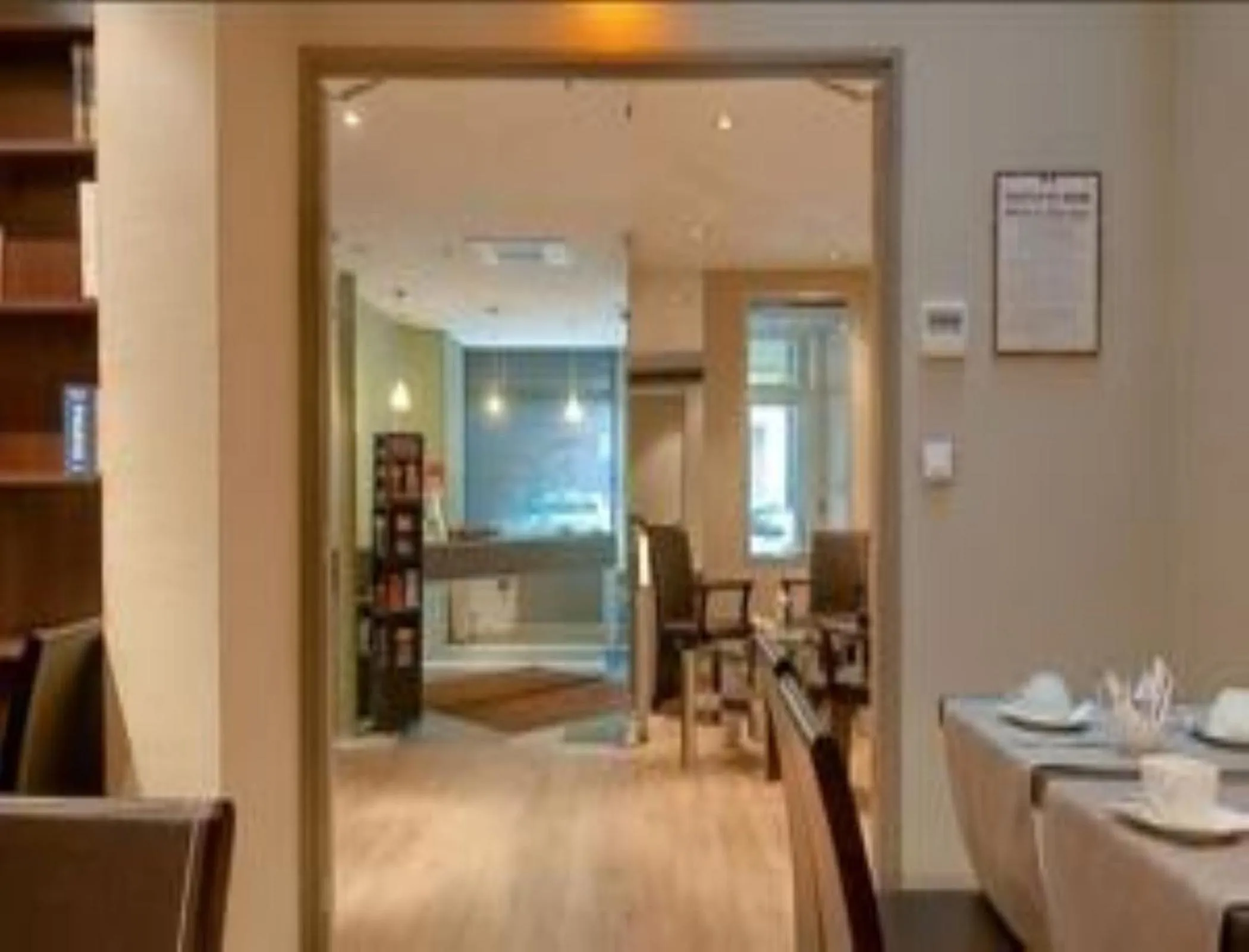 Property building, Bed in Hôtel de France Quartier Latin