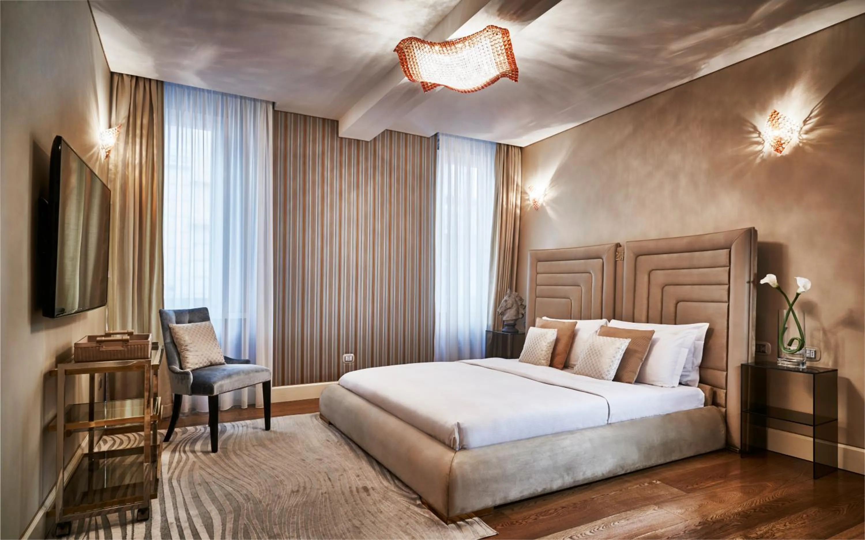 Day, Bed in Spagna Royal Suite