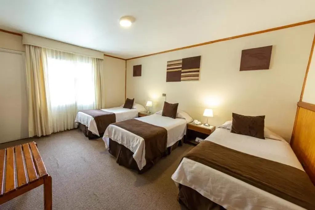 Triple Room - single occupancy in Hotel Capitán Eberhard Triple Room - single occupancy in Hotel Capitán Eberhard