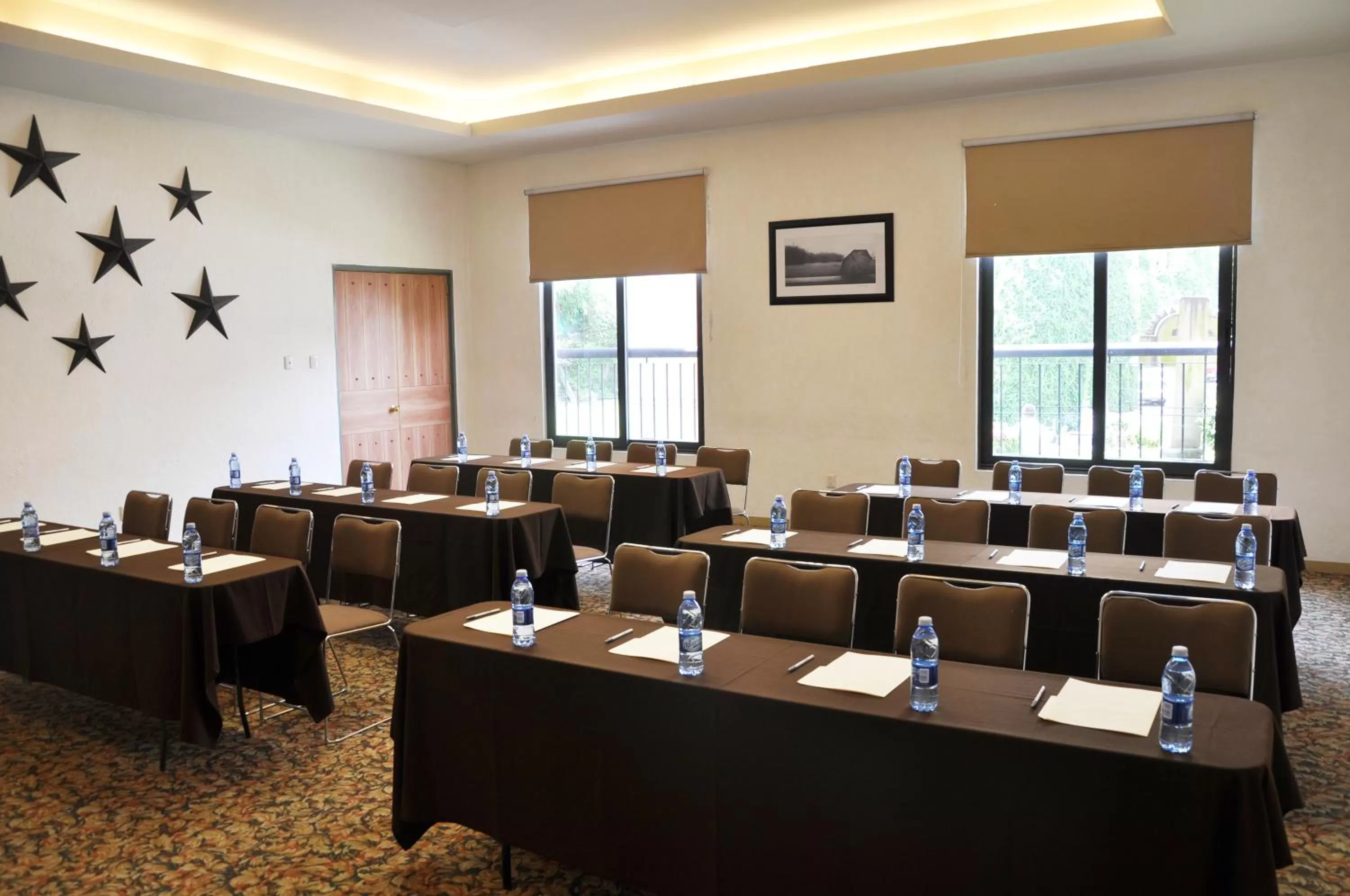 Business facilities in Hotel Flamingo Inn