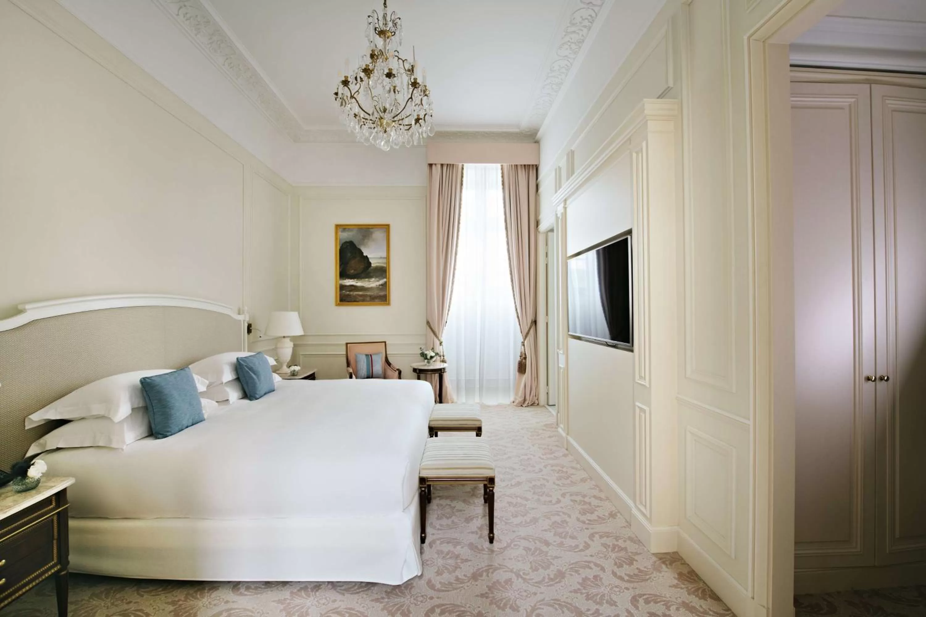 Photo of the whole room, Bed in Hôtel du Palais Biarritz, in The Unbound Collection by Hyatt