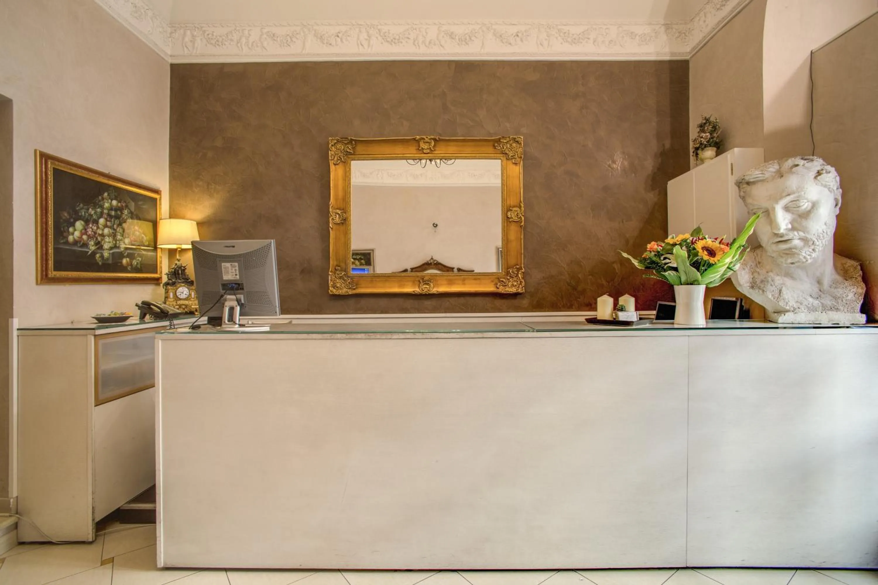 Lobby or reception in Hotel Caravaggio