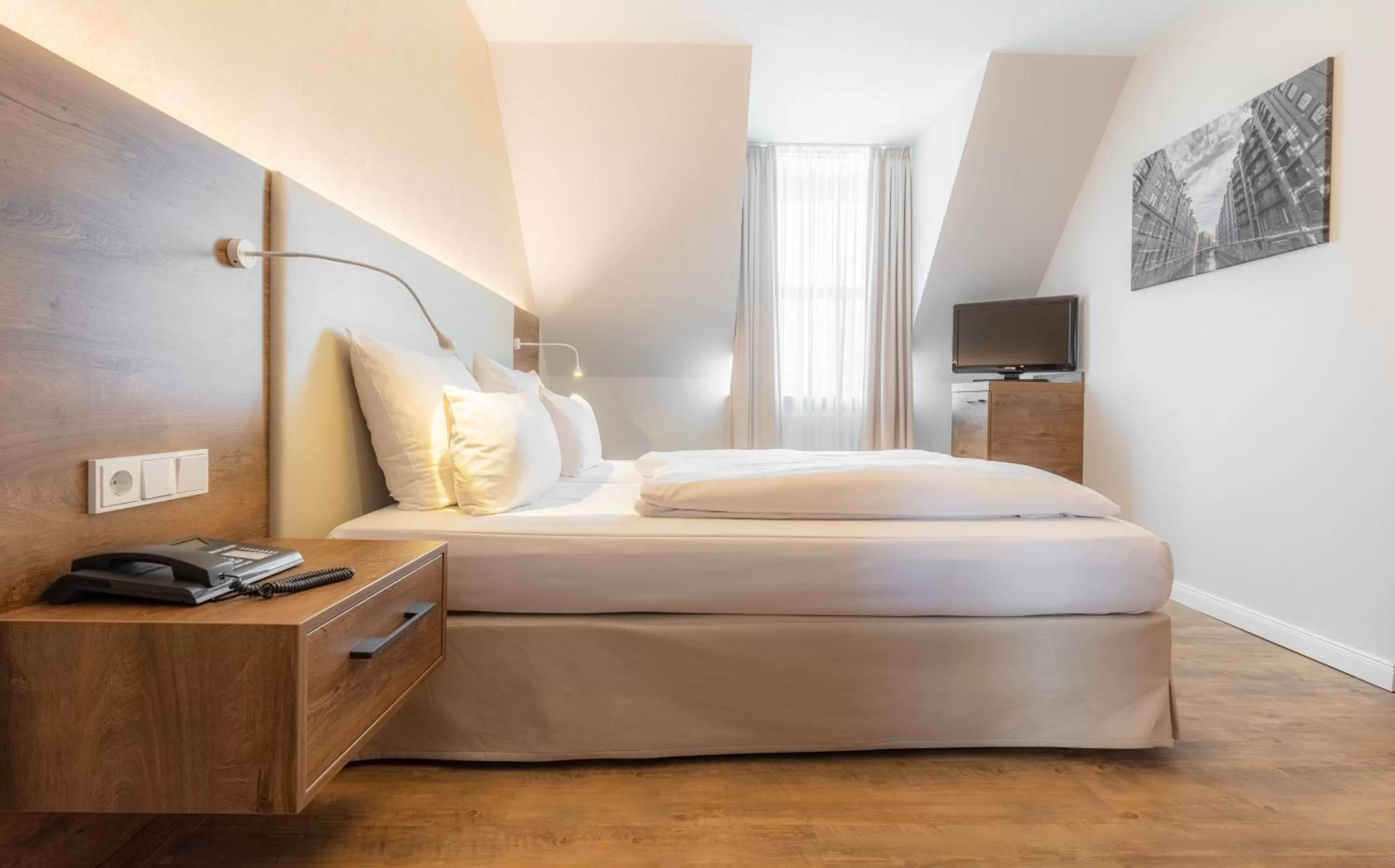 Photo of the whole room, Bed in Hotel Engel