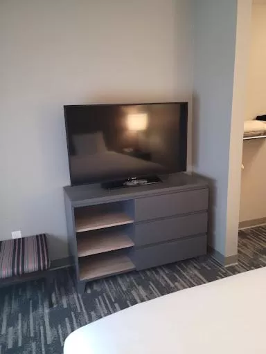 One-Bedroom King Suite - Disability Access/Non-Smoking in Country Inn & Suites by Radisson, Madison, WI