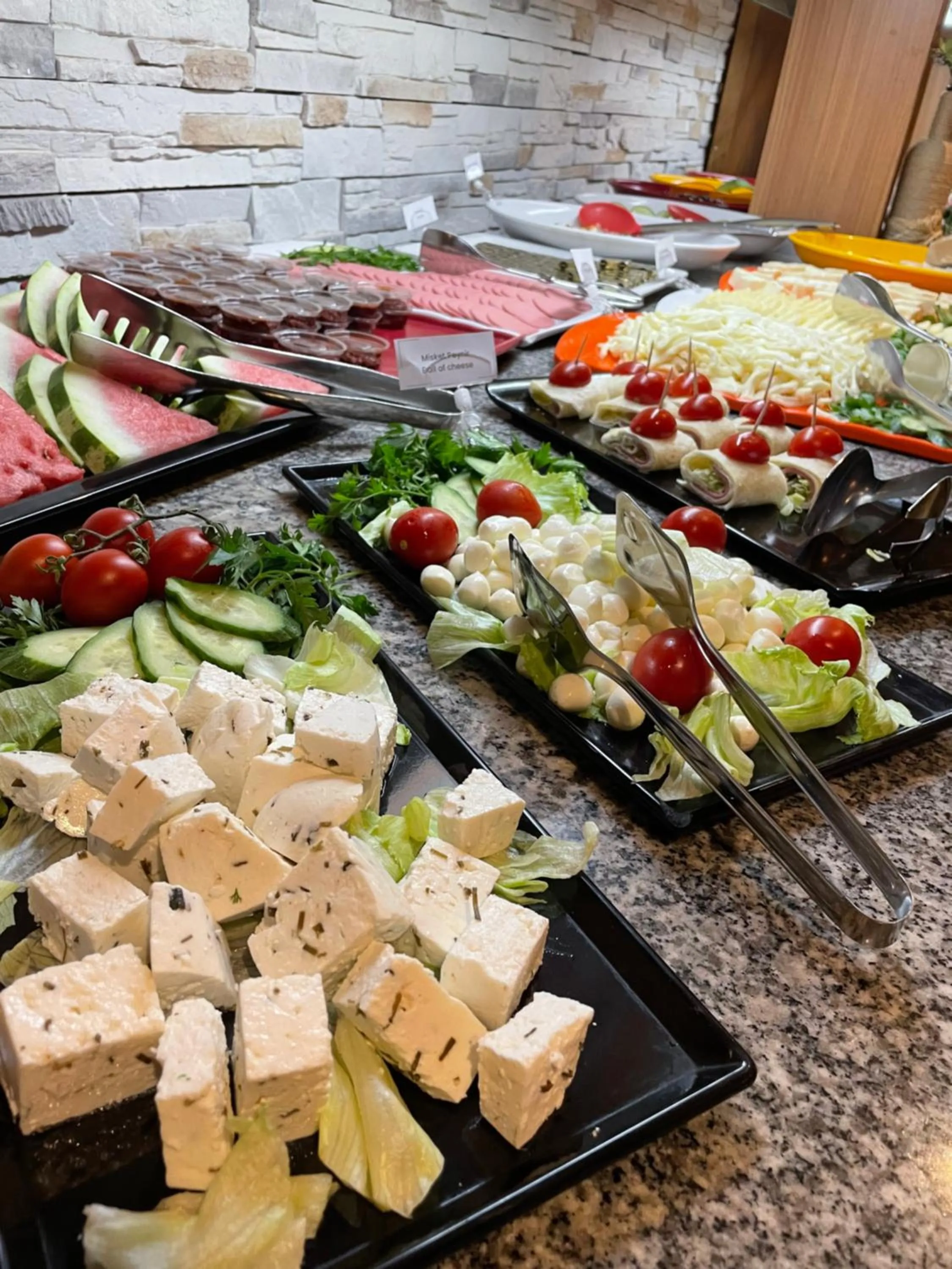 Buffet breakfast in Giritligil Hotel