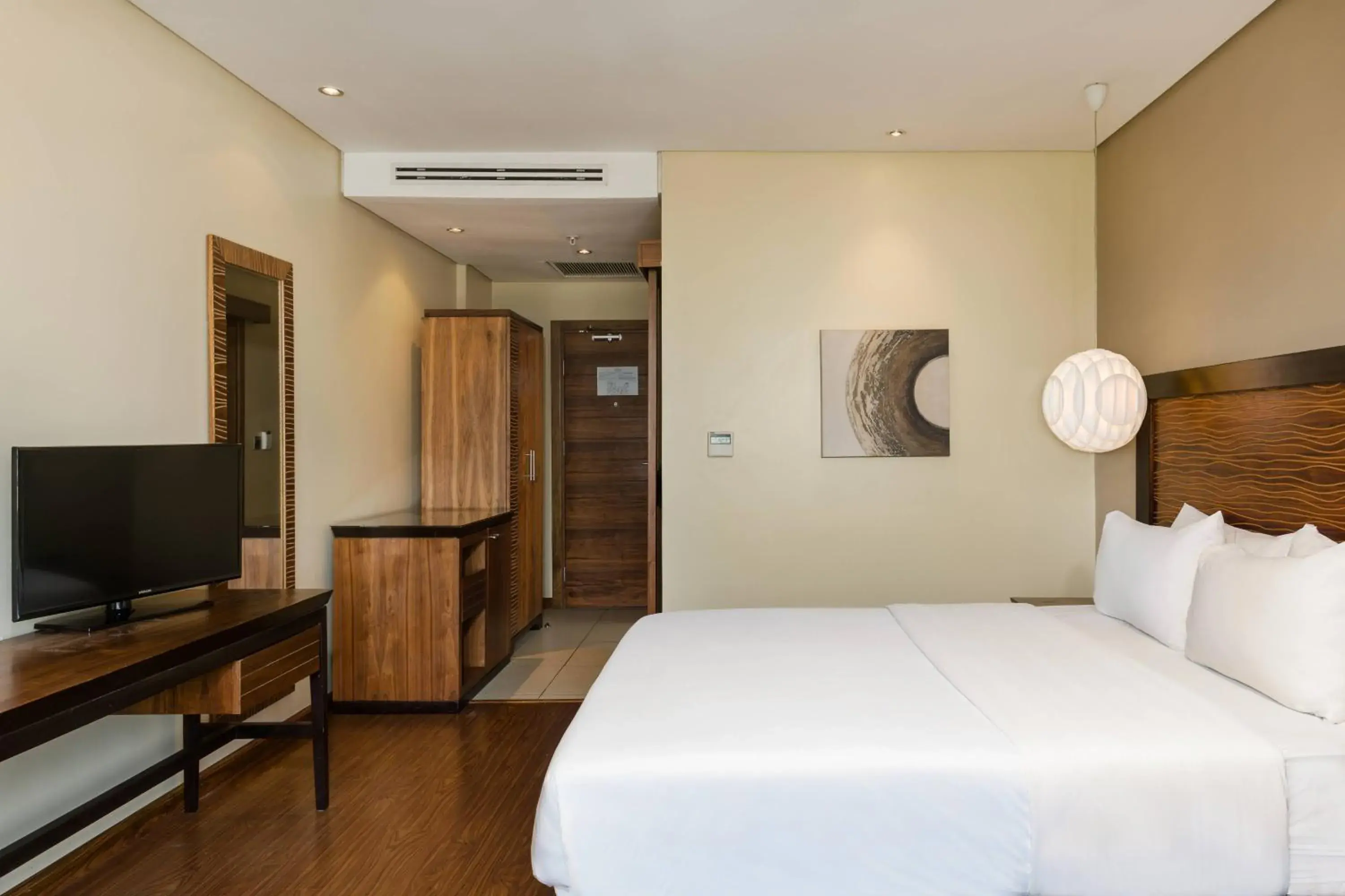 Standard Queen Room in Protea Hotel by Marriott Ikeja Select Standard Queen Room in Protea Hotel by Marriott Ikeja Select