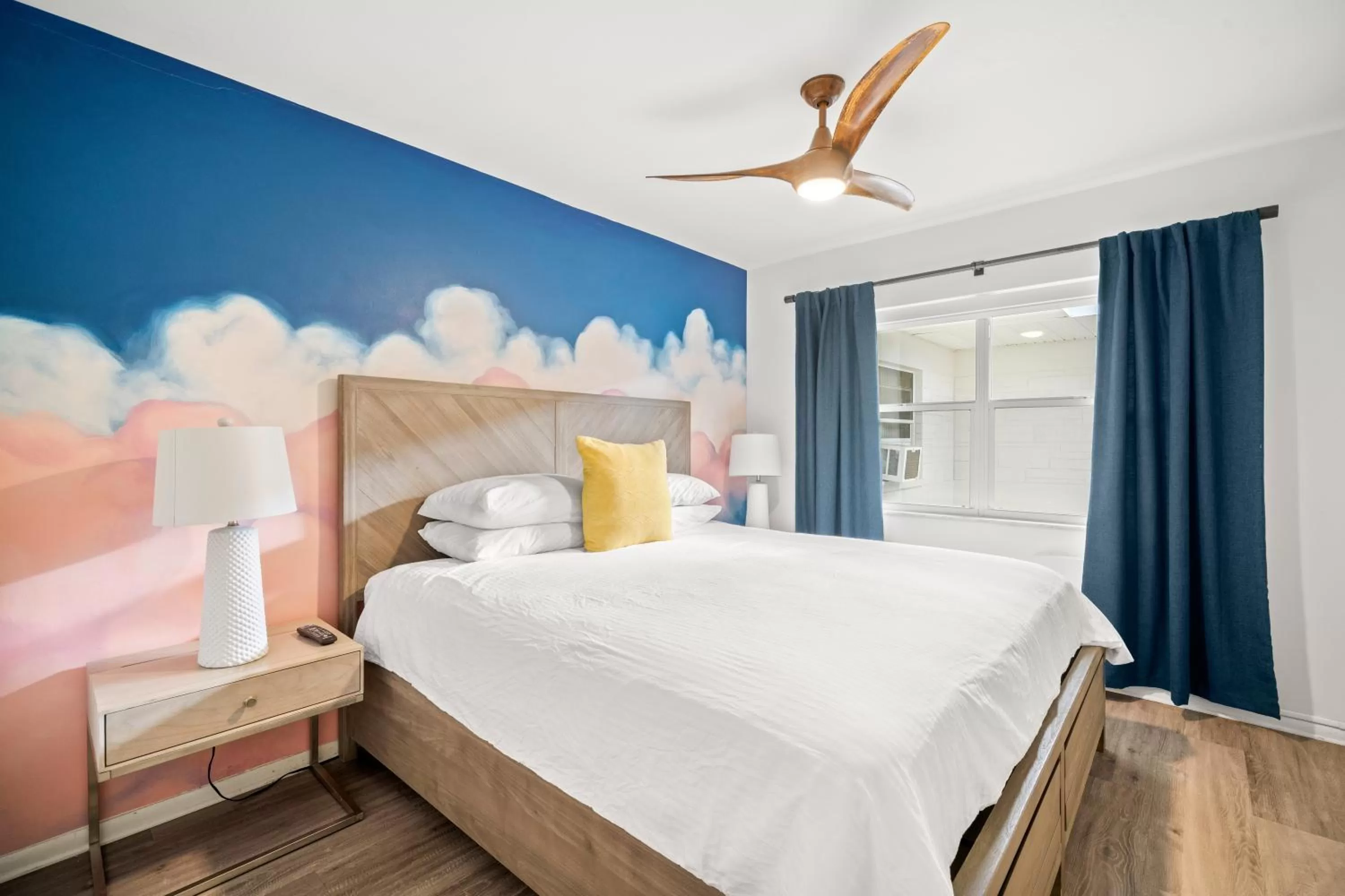 Deluxe King Suite in Hotel Cabana Clearwater Beach