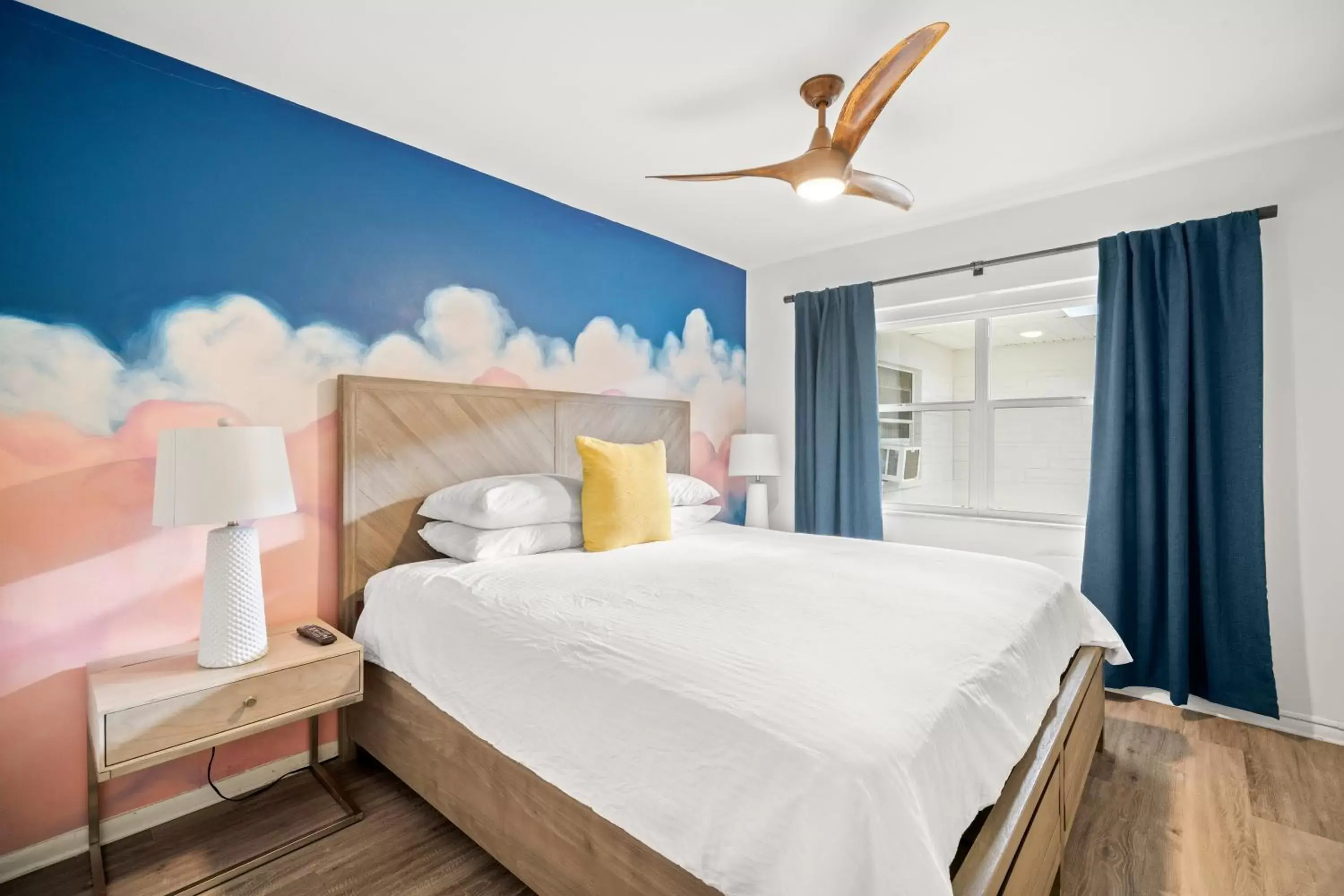 Deluxe King Suite in Hotel Cabana Clearwater Beach Deluxe King Suite in Hotel Cabana Clearwater Beach