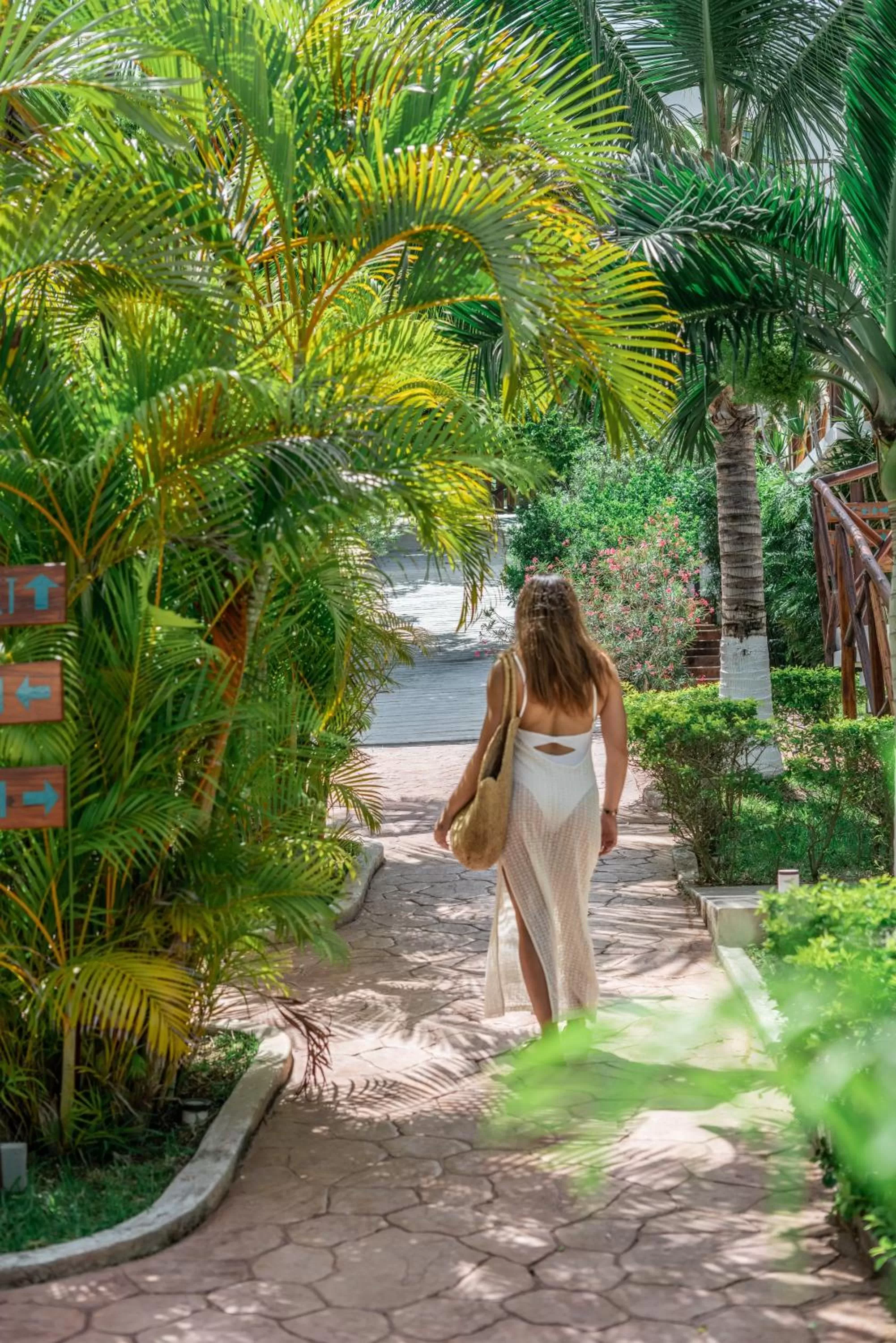 People in Hotel Aldea 19 Bacalar