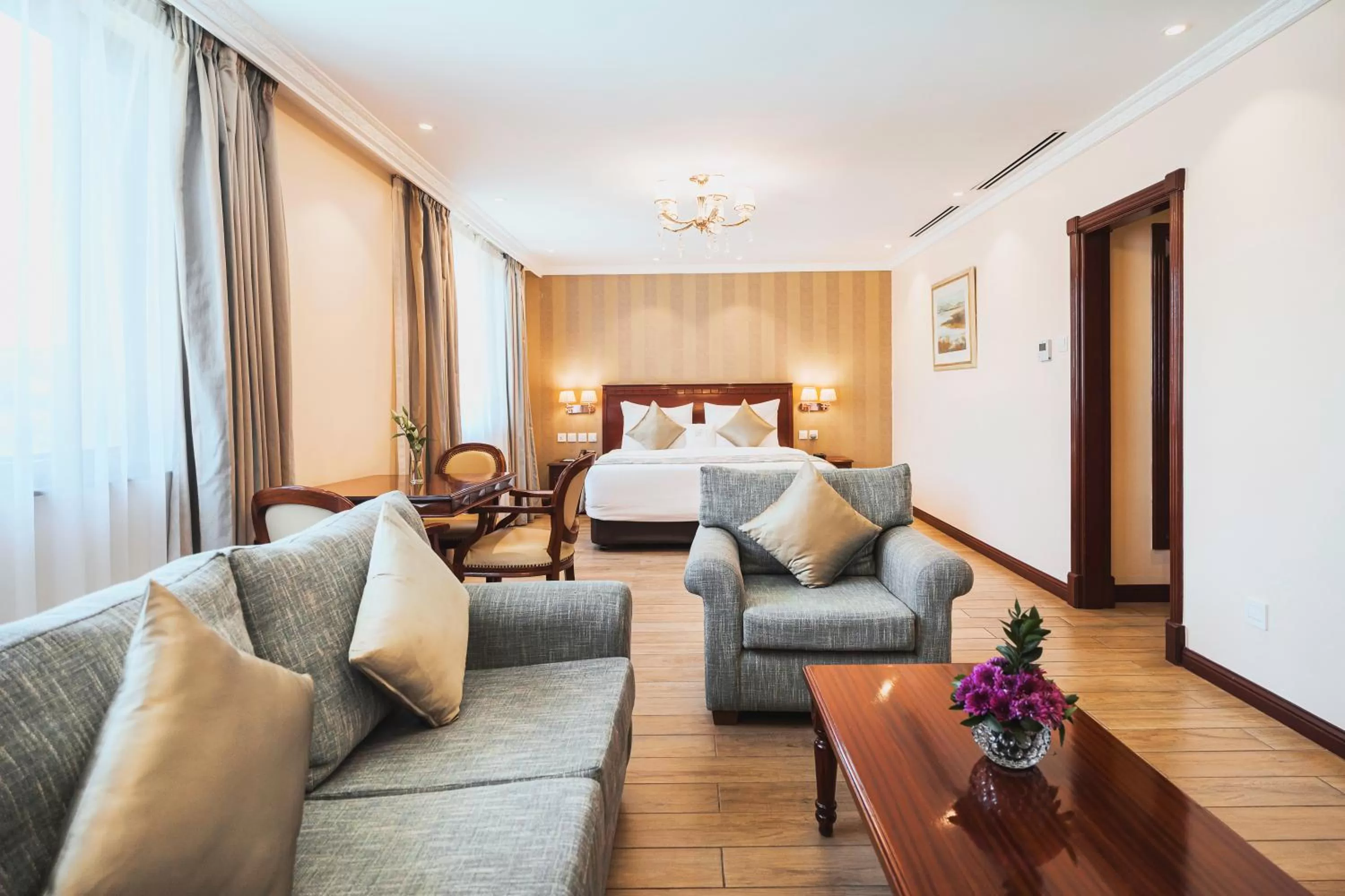 Photo of the whole room, Bed in Sarova Woodlands Hotel and Spa