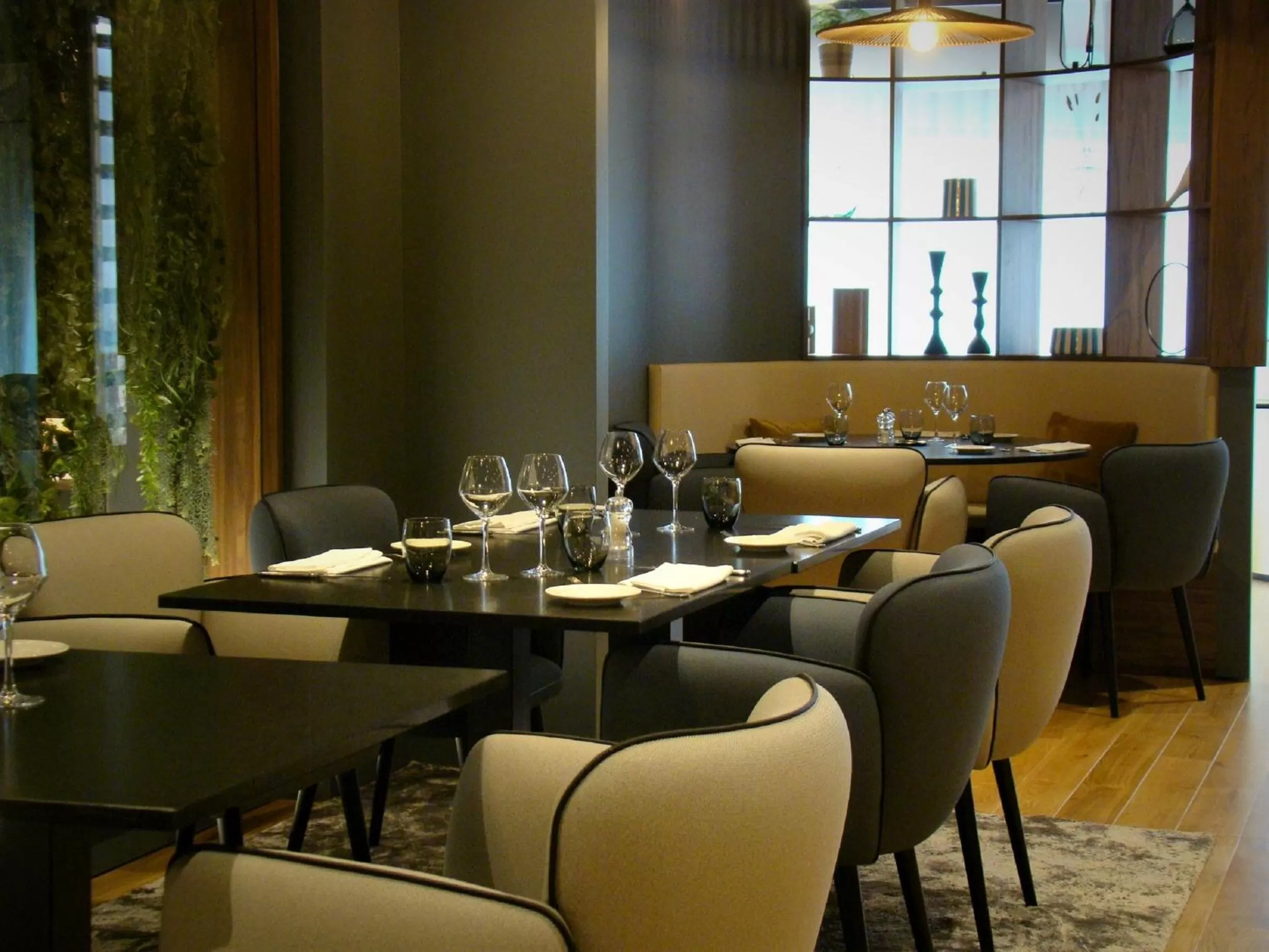 Restaurant/places to eat in L'Amirauté Brest