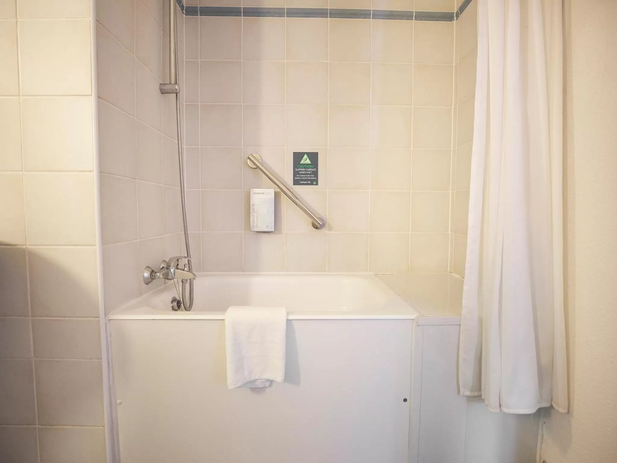 Bathroom in The Reston Hotel, Part of AG Collection
