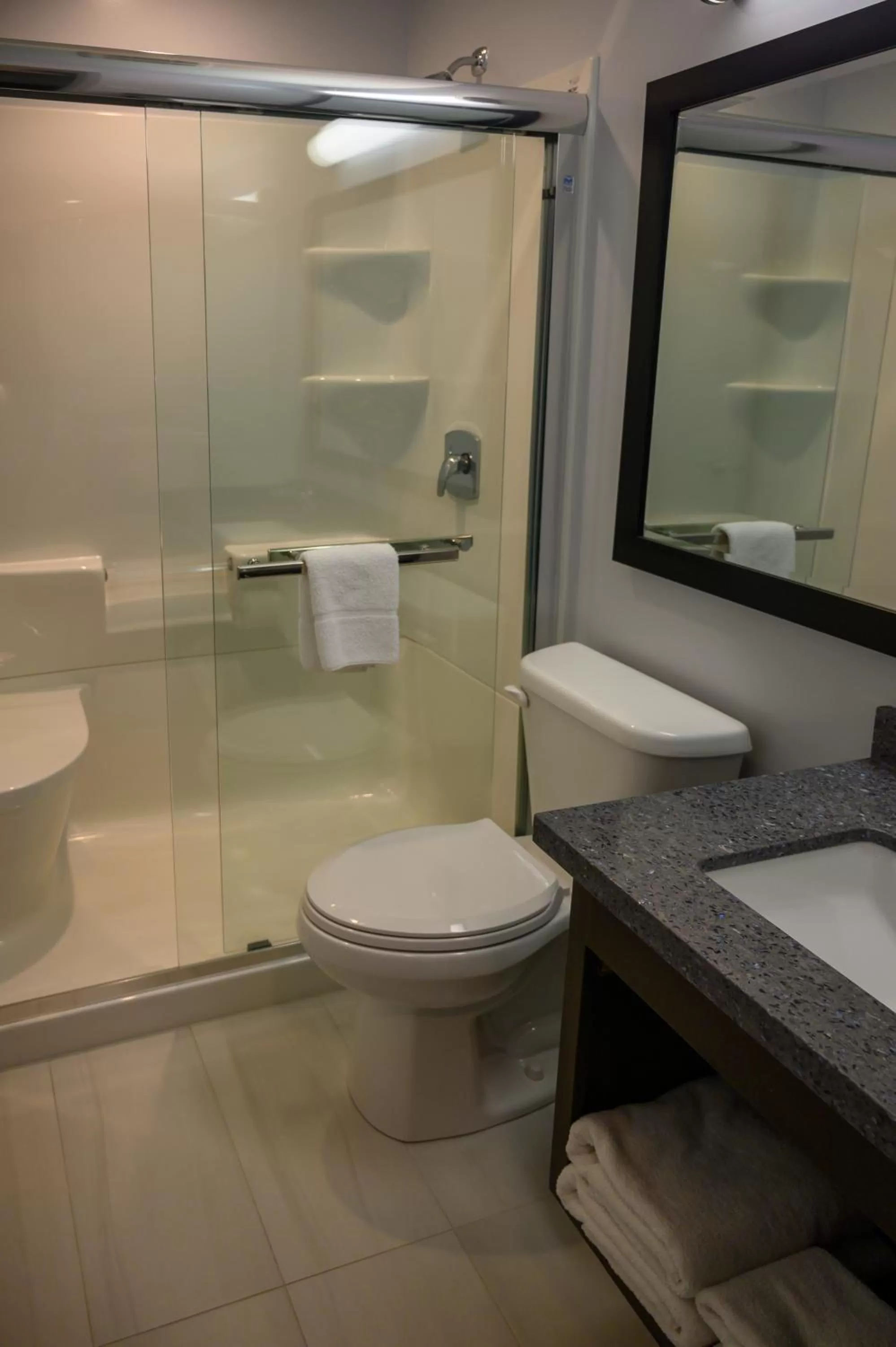 Days Inn by Wyndham Sarnia Harbourfront