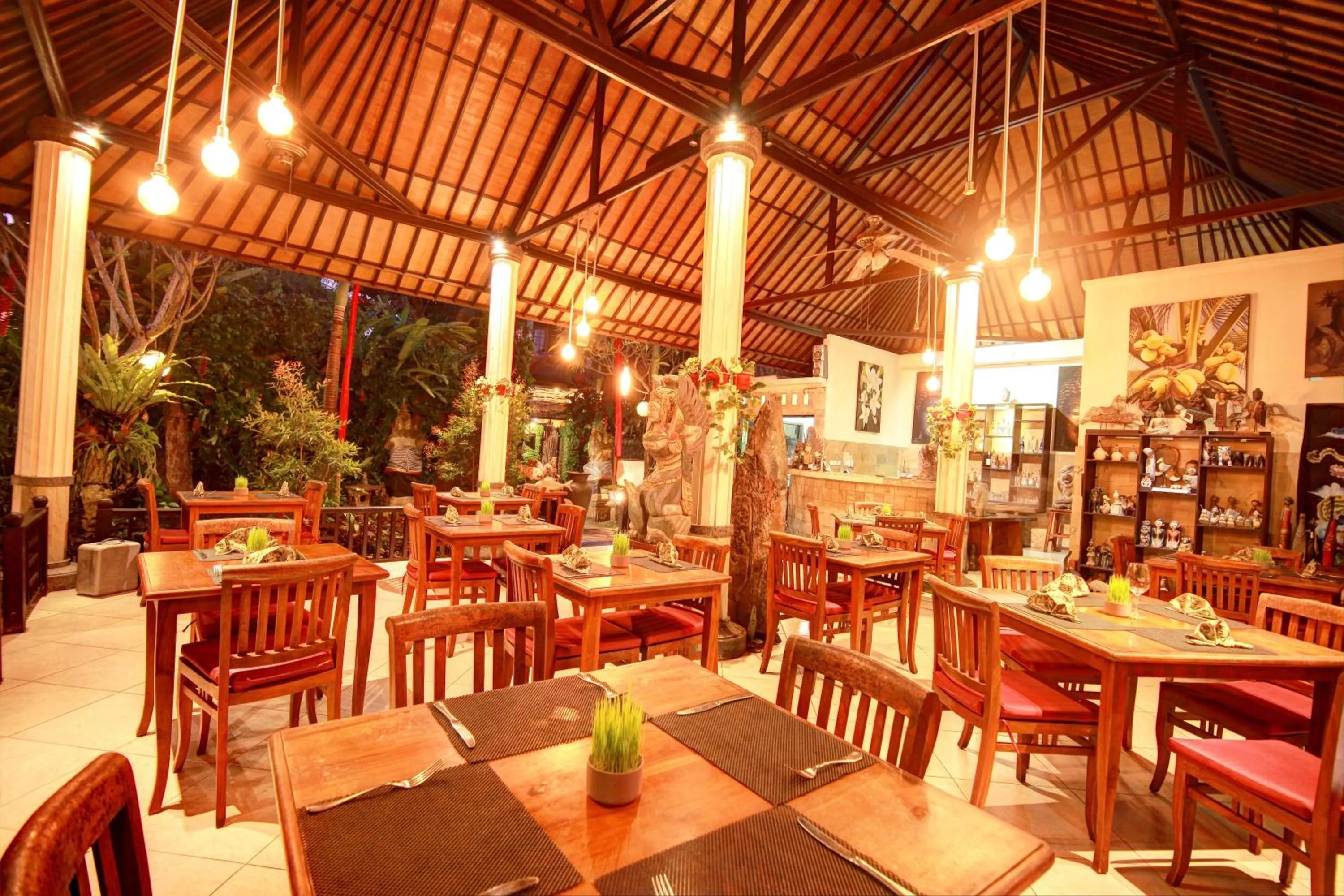 Restaurant/places to eat in Bali Dream Resort Ubud