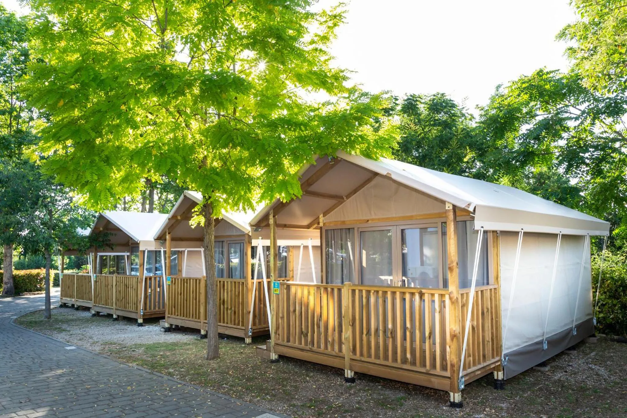 Property building in hu Roma Camping In Town