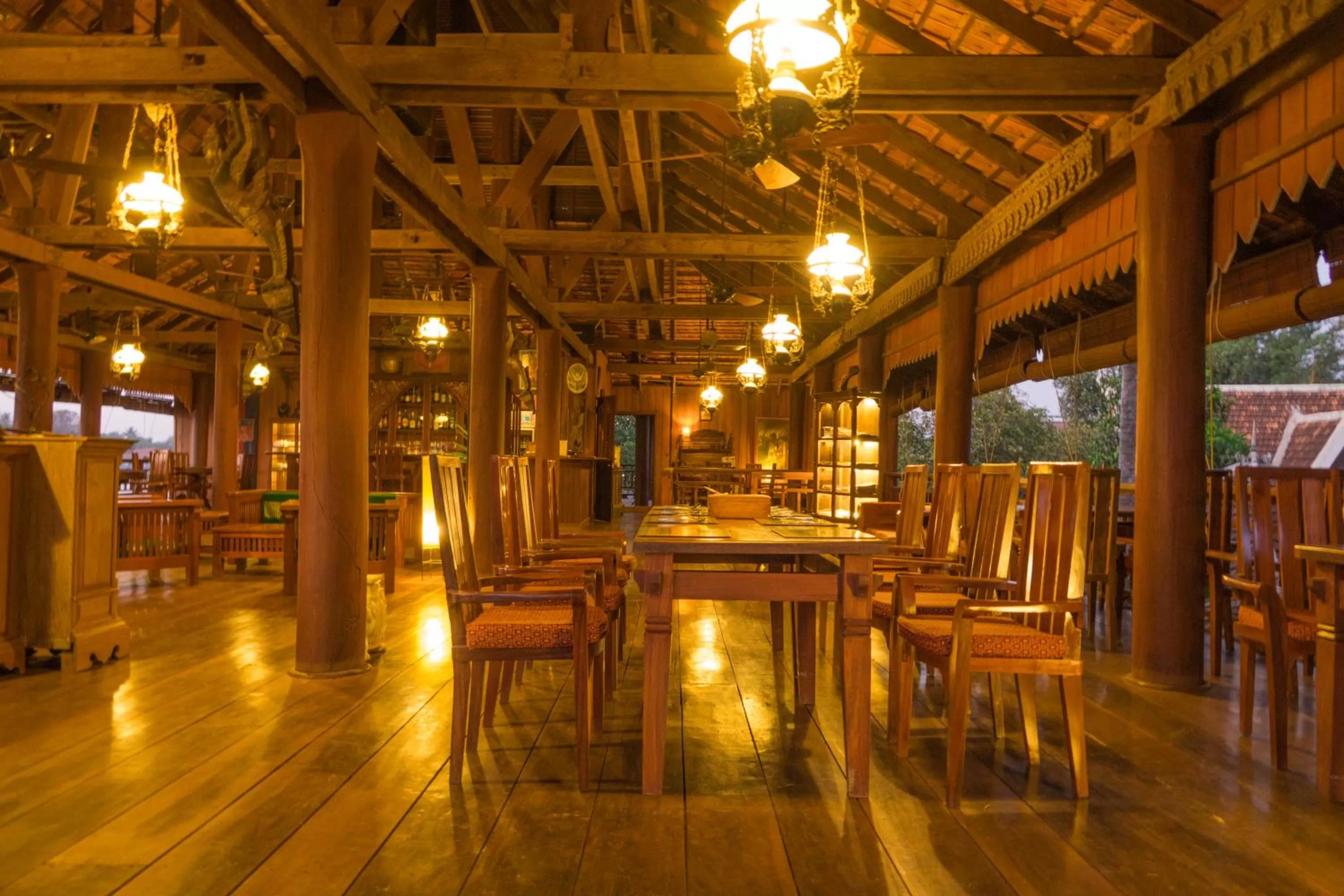 Restaurant/places to eat in Terres Rouges Lodge