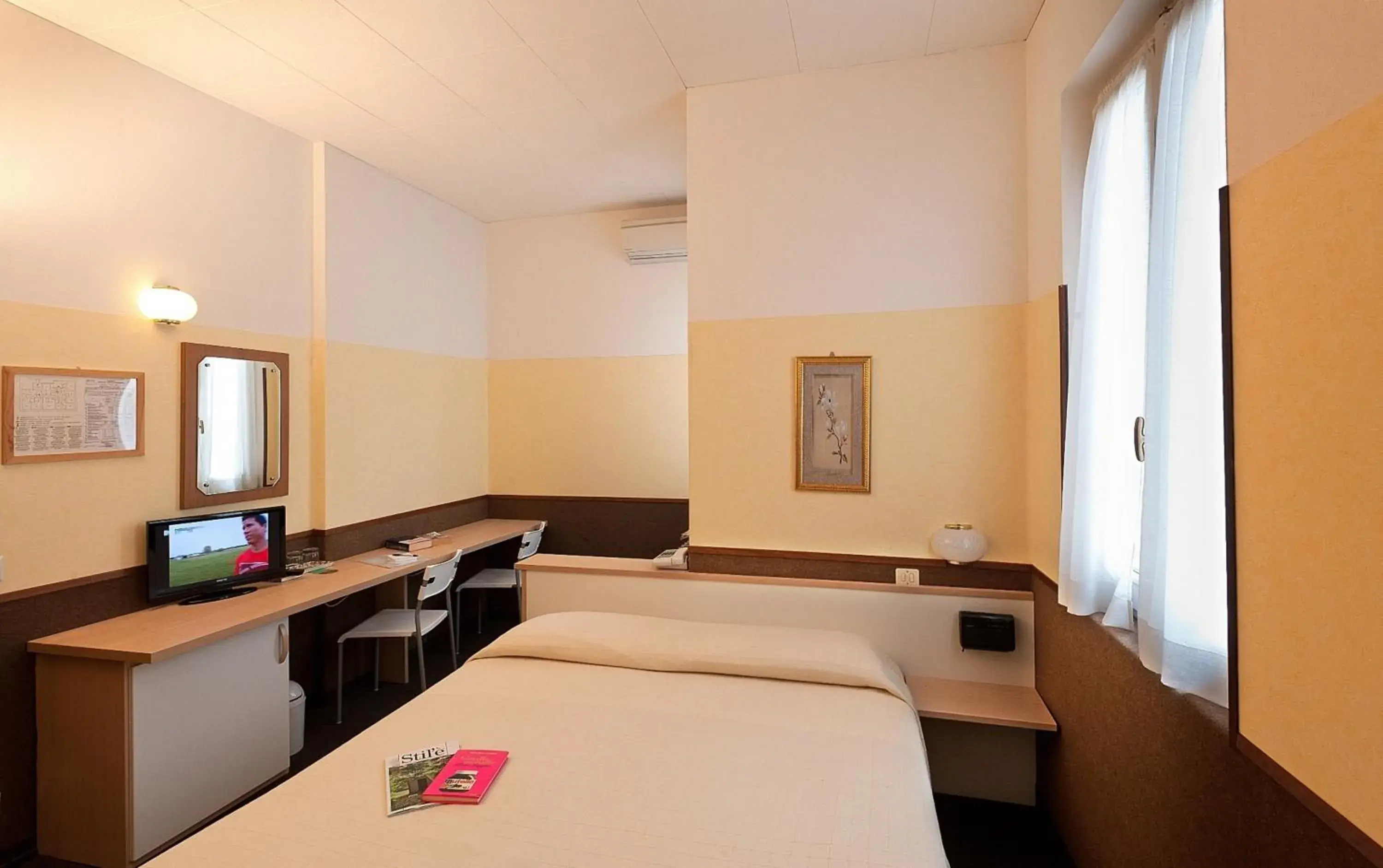 Standard Double Room in Hotel Eden Standard Double Room in Hotel Eden