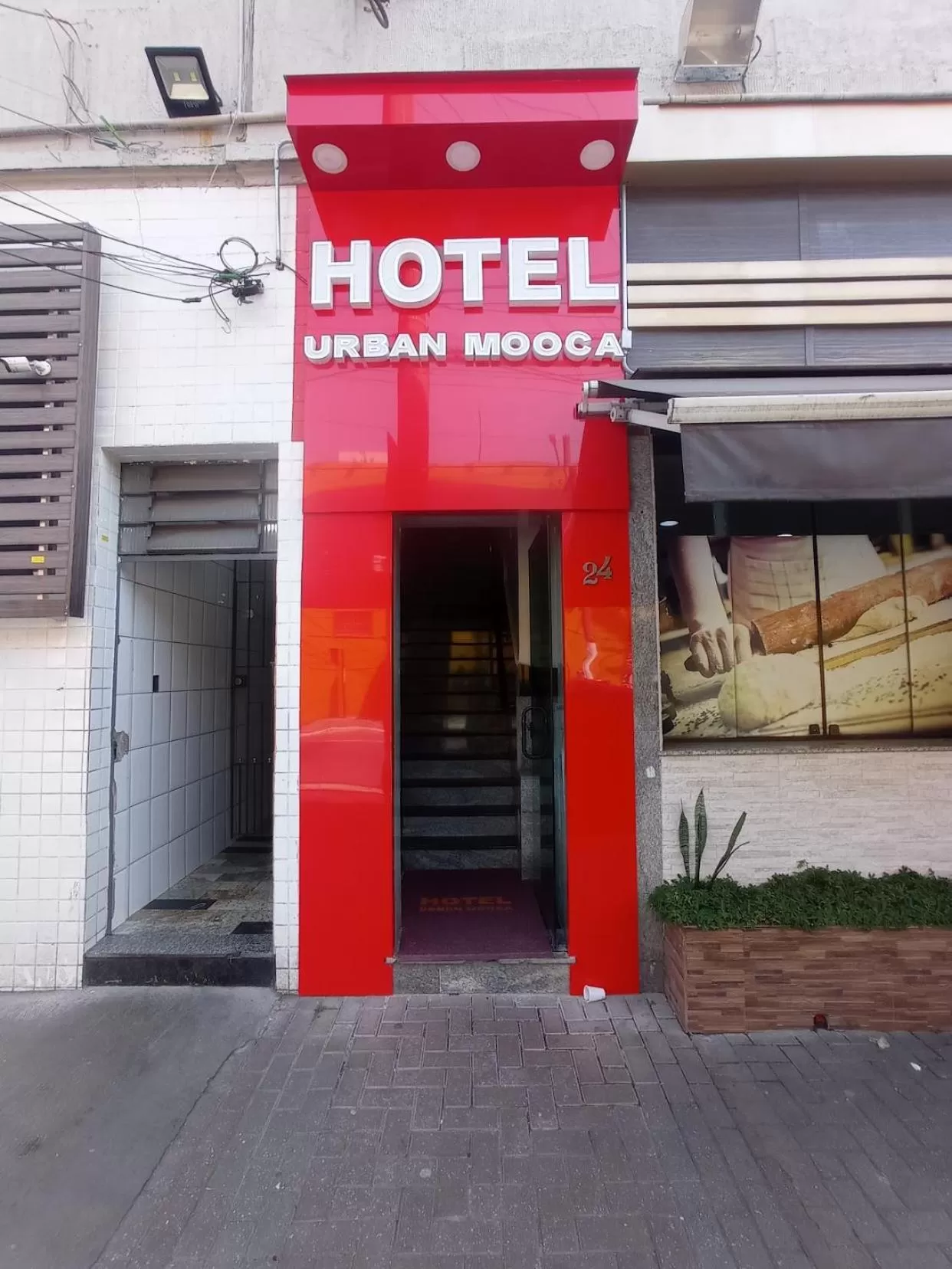 Facade/entrance in Hotel Urban