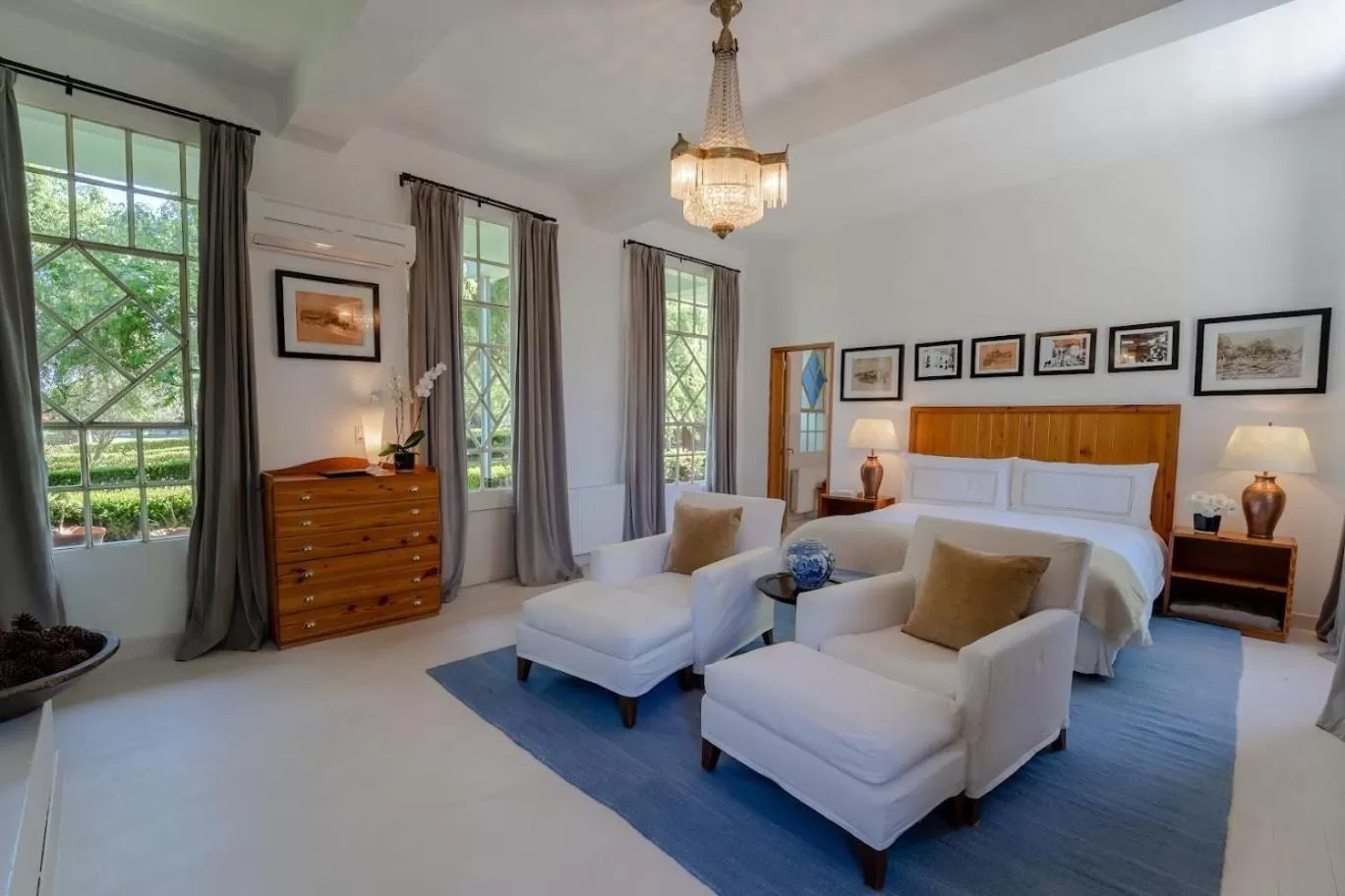 Photo of the whole room, Bed in Narbona Wine Lodge