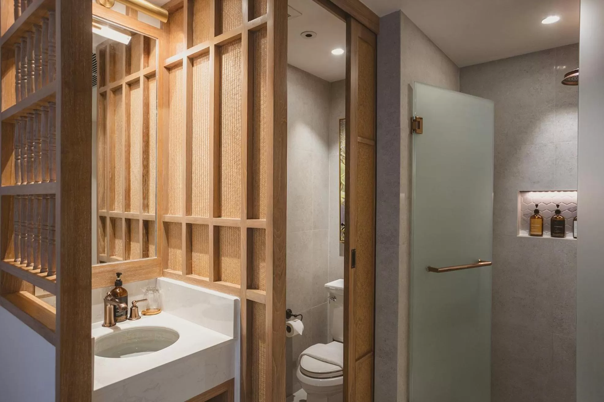 Bathroom in THEE Vijit Lanna by TH District